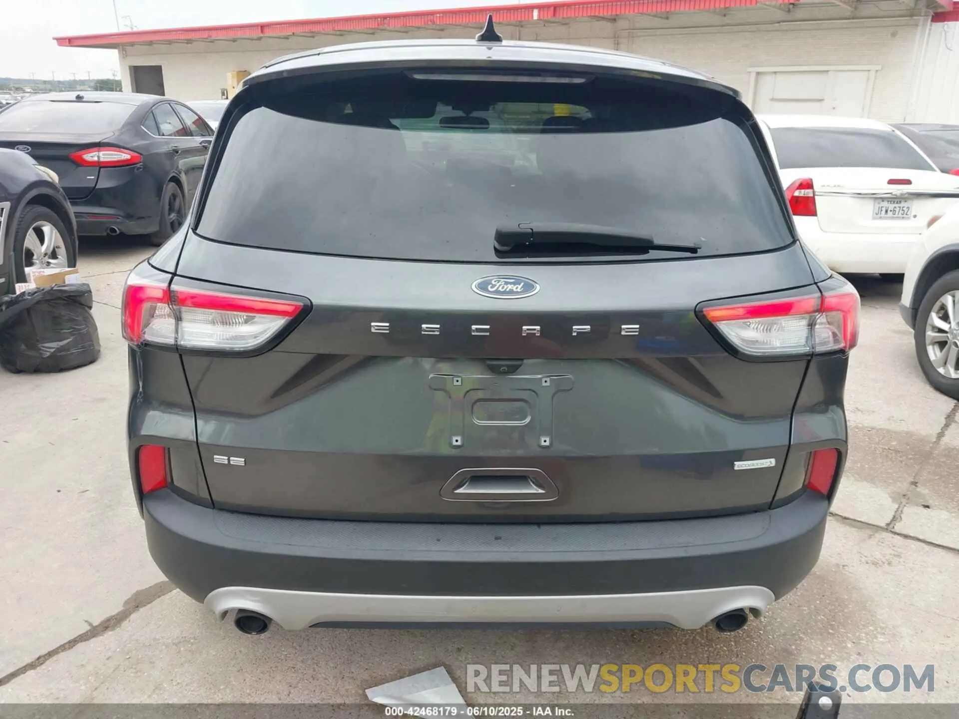16 Фотография поврежденного автомобиля 1FMCU0G68LUA75081 FORD ESCAPE 2020