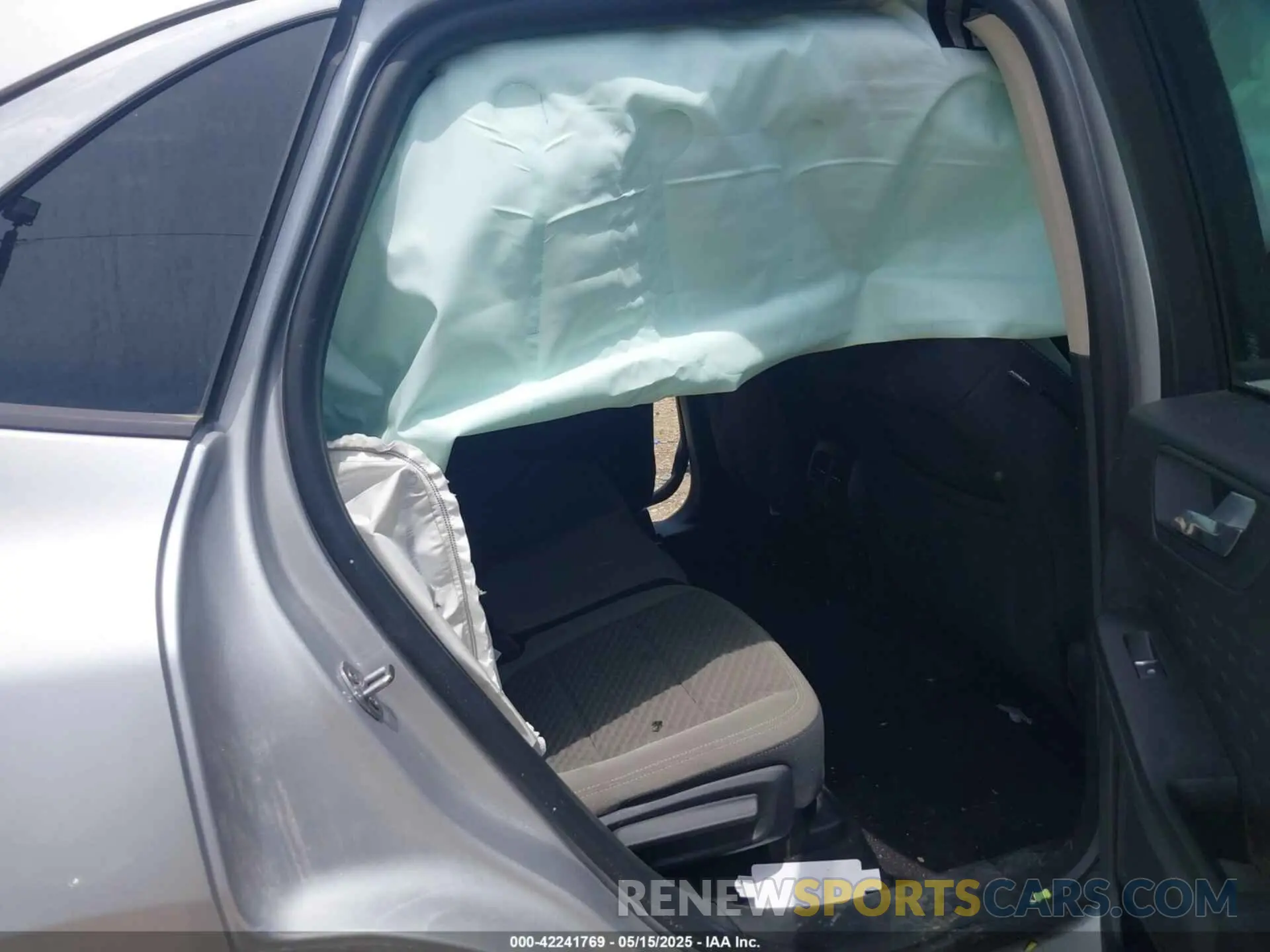 8 Фотография поврежденного автомобиля 1FMCU0G68LUB22240 FORD ESCAPE 2020