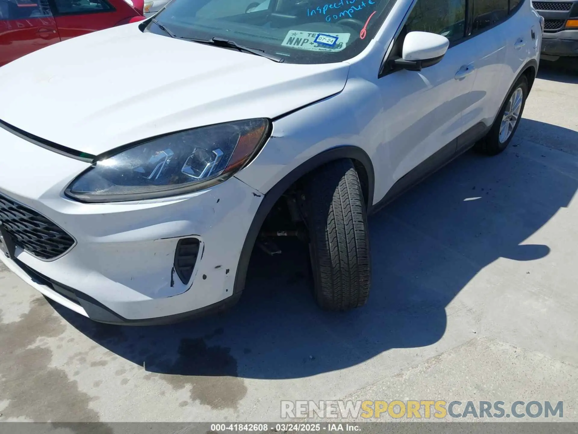 6 Photograph of a damaged car 1FMCU0G68LUB44688 FORD ESCAPE 2020