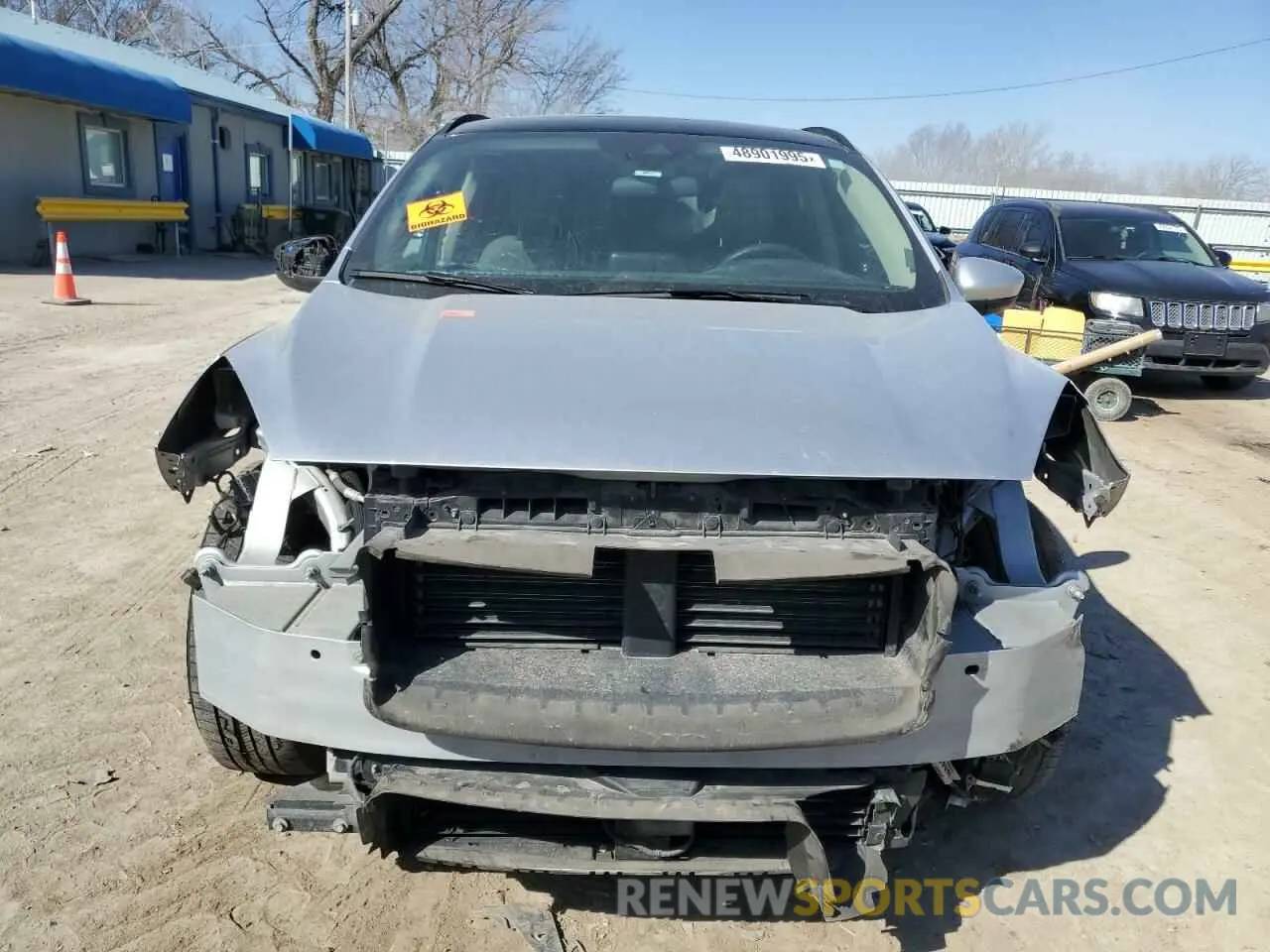 5 Photograph of a damaged car 1FMCU0G68LUB78758 FORD ESCAPE 2020