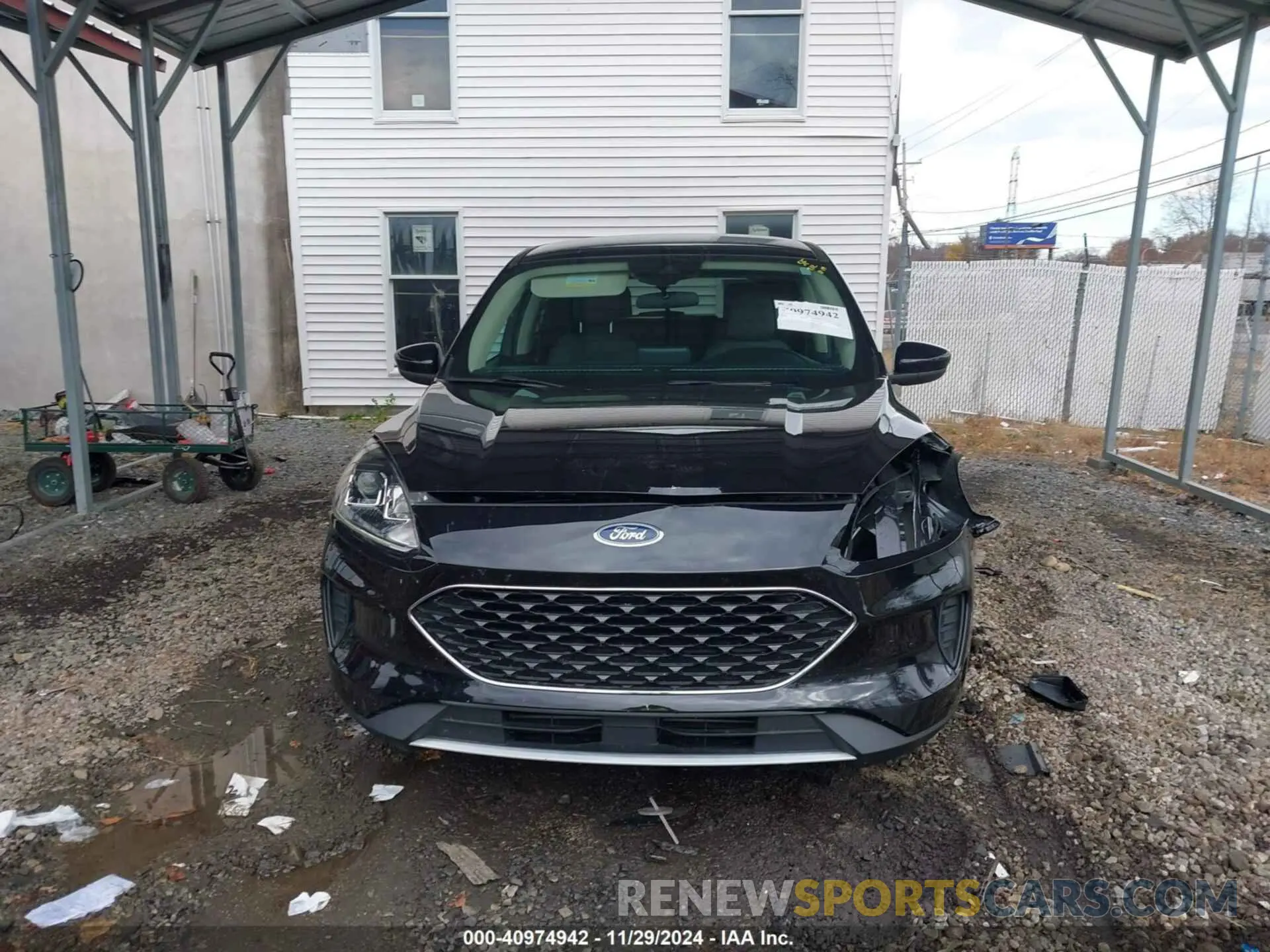 13 Photograph of a damaged car 1FMCU0G69LUA95369 FORD ESCAPE 2020
