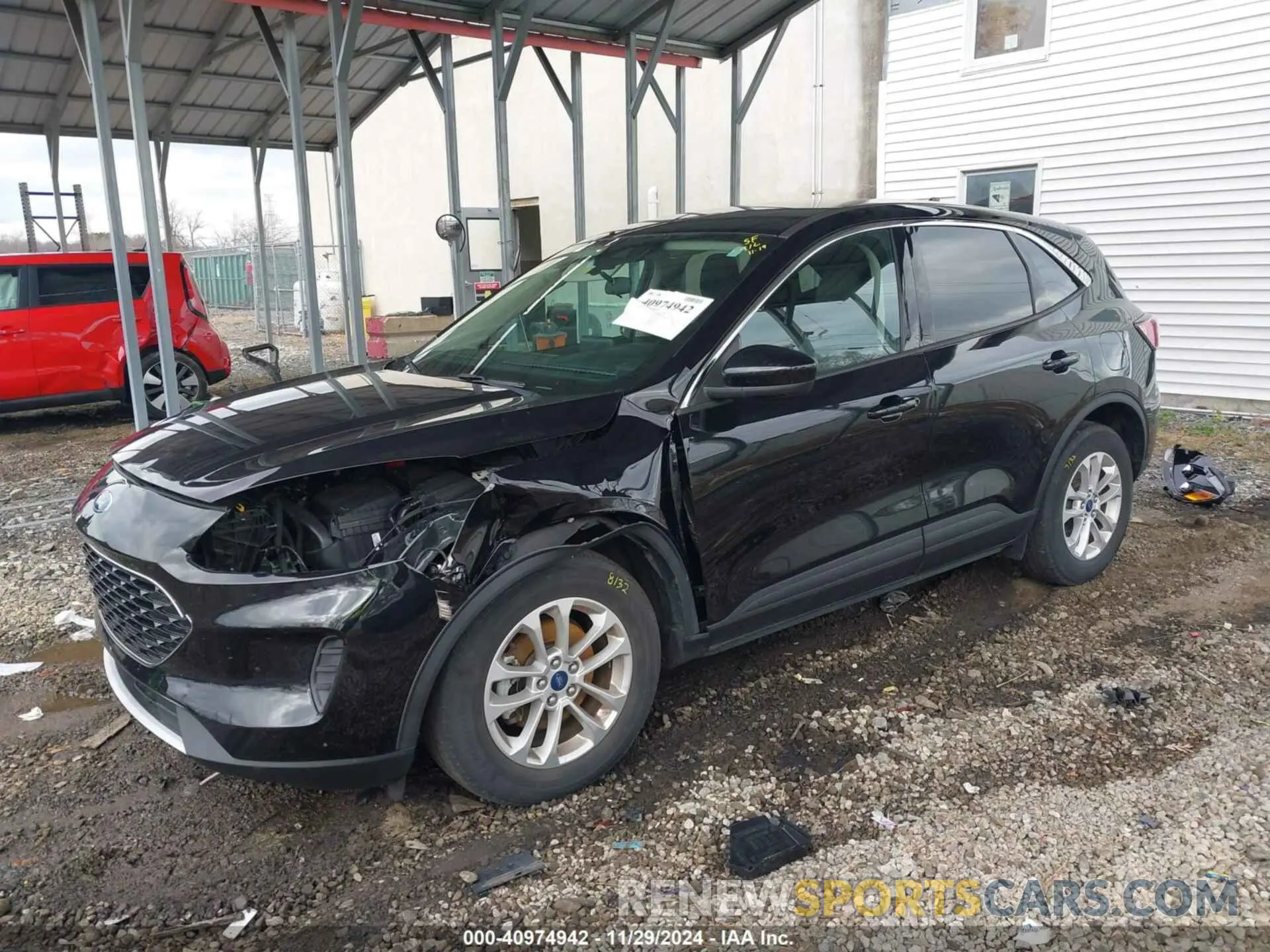 2 Photograph of a damaged car 1FMCU0G69LUA95369 FORD ESCAPE 2020