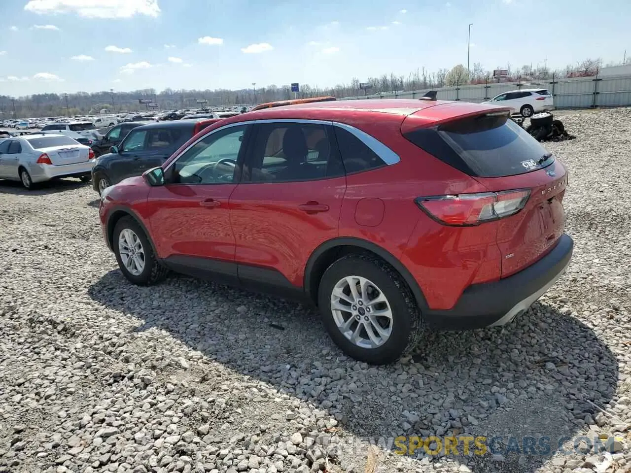2 Photograph of a damaged car 1FMCU0G69LUB32145 FORD ESCAPE 2020