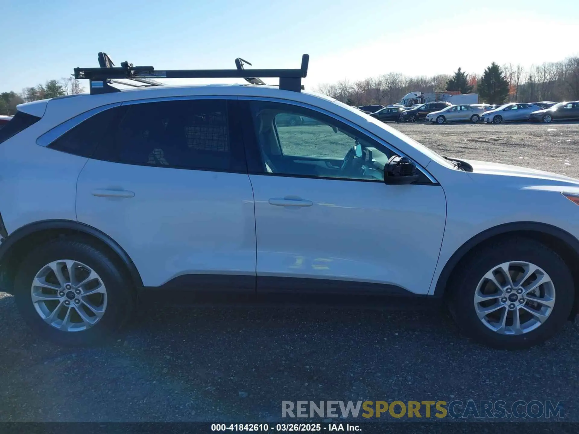 13 Photograph of a damaged car 1FMCU0G69LUB74041 FORD ESCAPE 2020