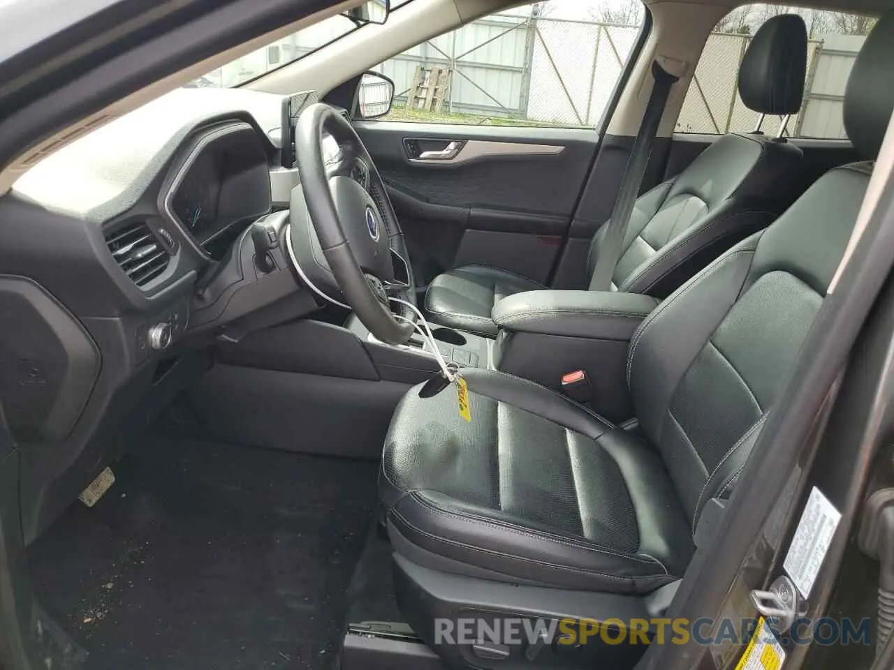 7 Фотография поврежденного автомобиля 1FMCU0H60LUA20848 FORD ESCAPE 2020