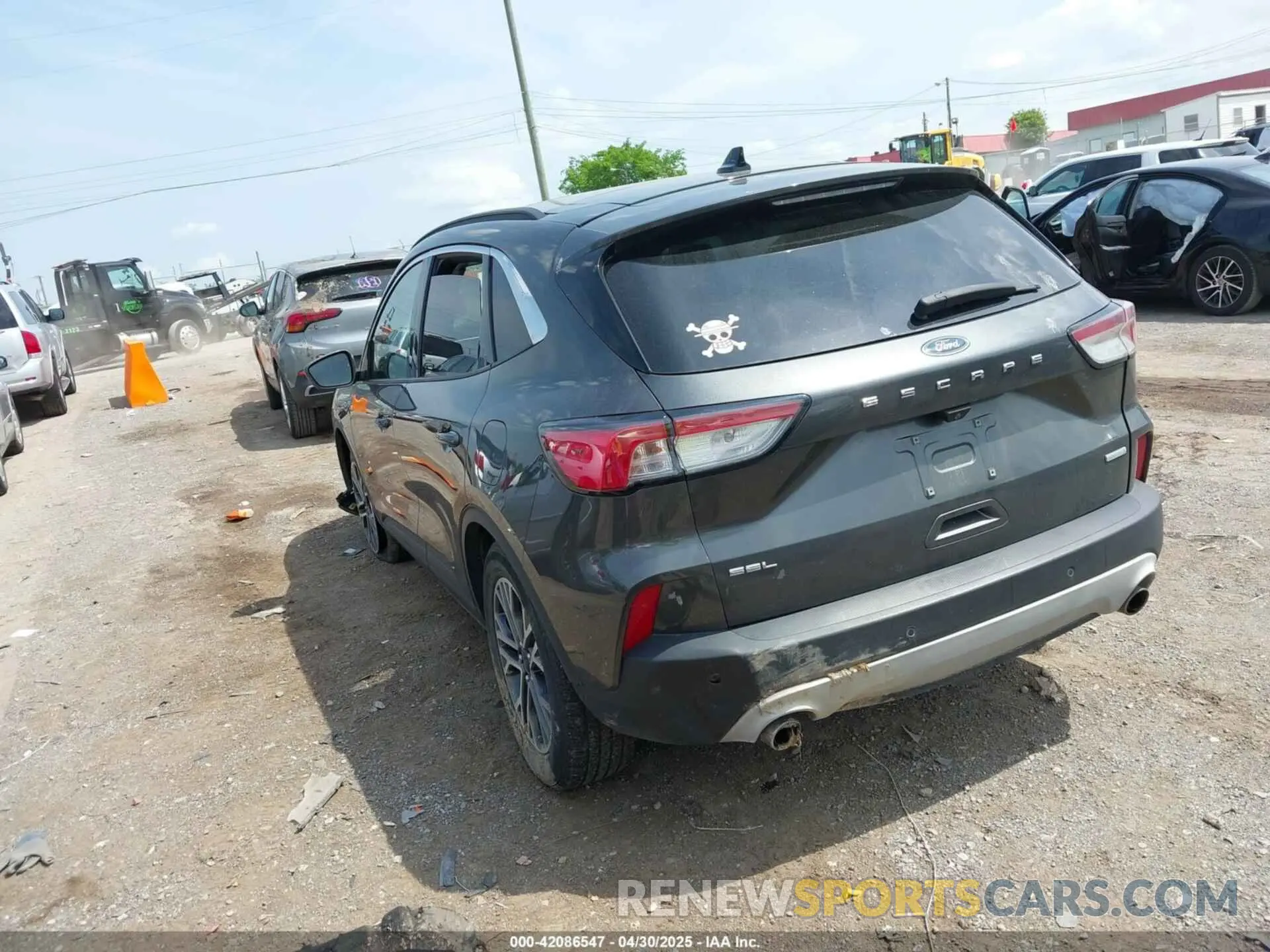3 Photograph of a damaged car 1FMCU0H61LUA23452 FORD ESCAPE 2020