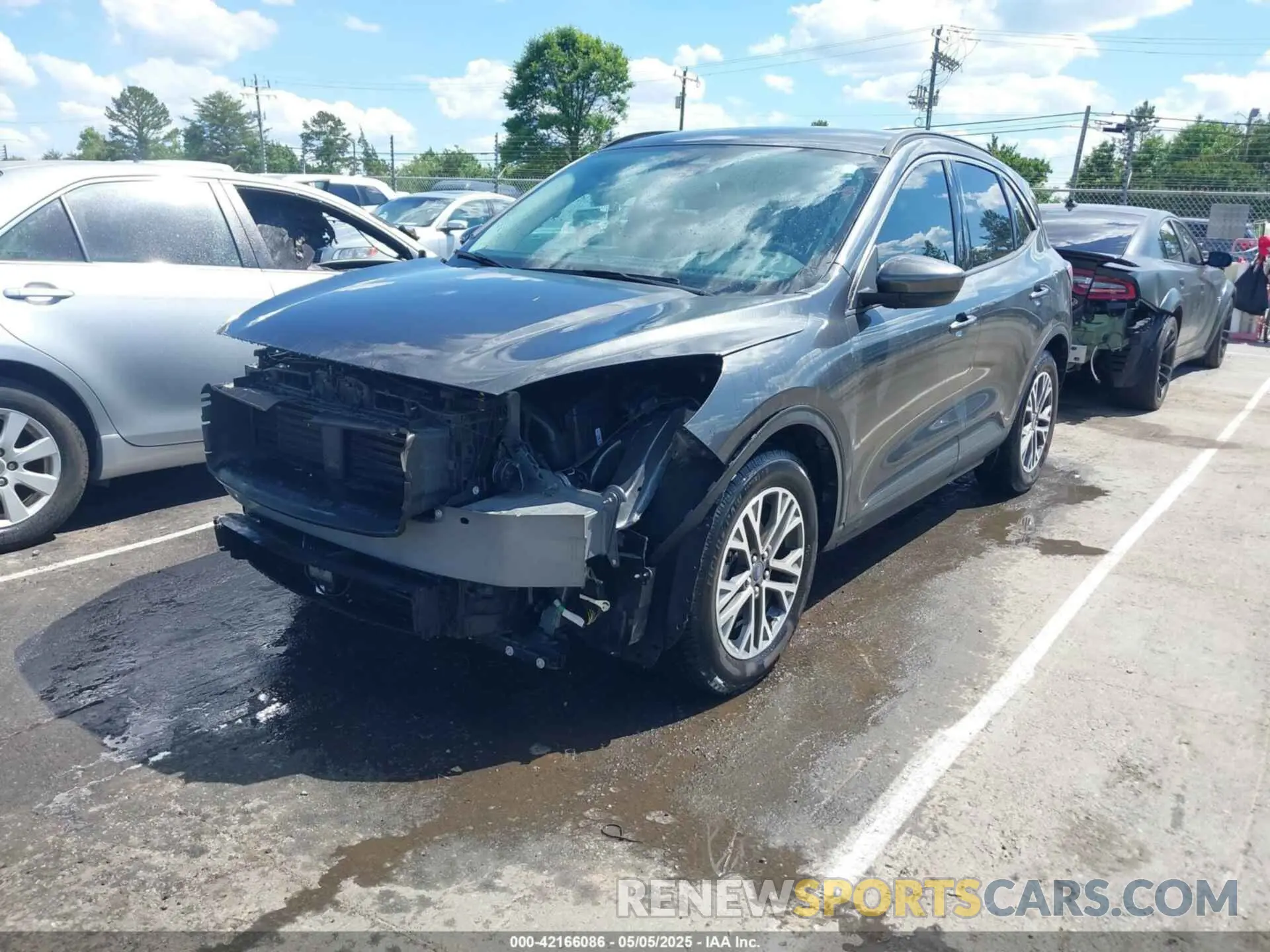2 Photograph of a damaged car 1FMCU0H61LUA45743 FORD ESCAPE 2020