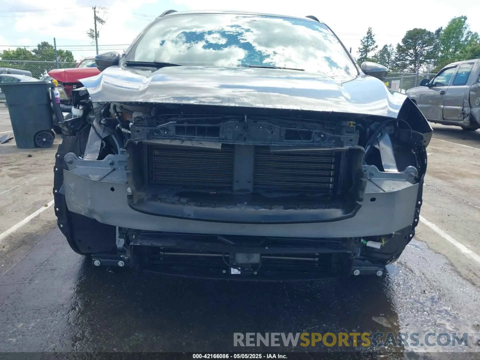 6 Photograph of a damaged car 1FMCU0H61LUA45743 FORD ESCAPE 2020