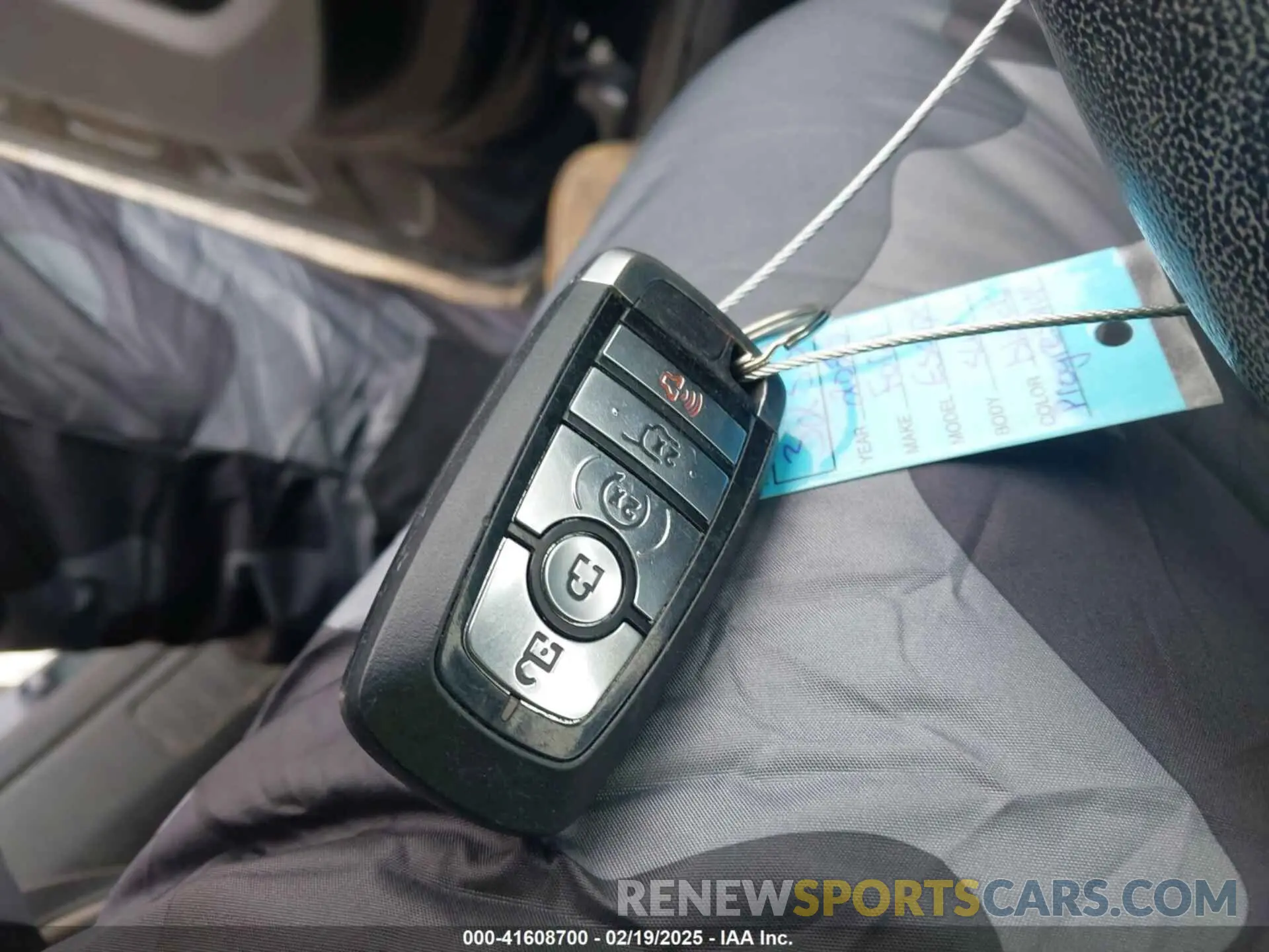 11 Photograph of a damaged car 1FMCU0H62LUA54273 FORD ESCAPE 2020