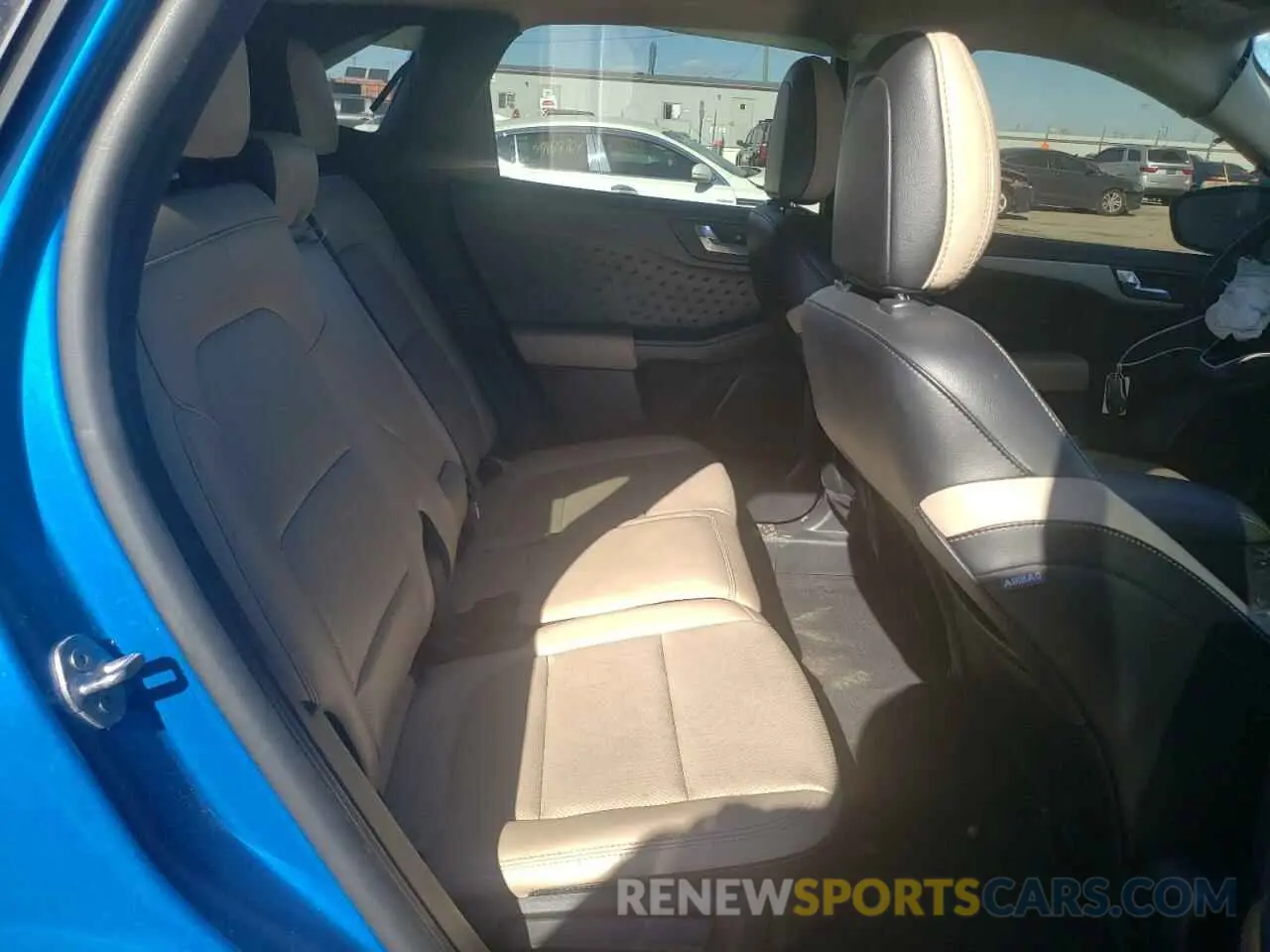 11 Photograph of a damaged car 1FMCU0H62LUB20529 FORD ESCAPE 2020