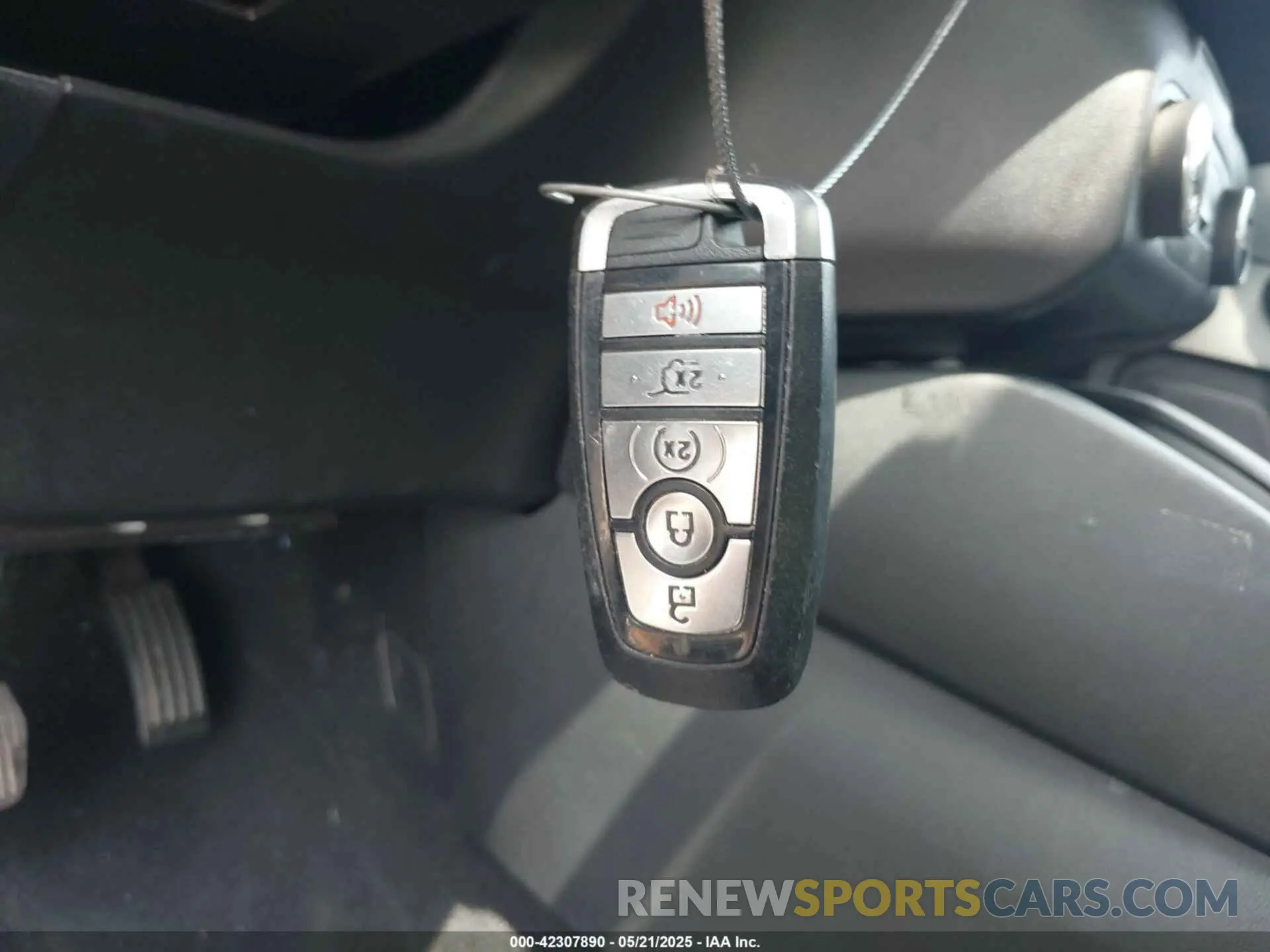 11 Фотография поврежденного автомобиля 1FMCU0H63LUA57506 FORD ESCAPE 2020