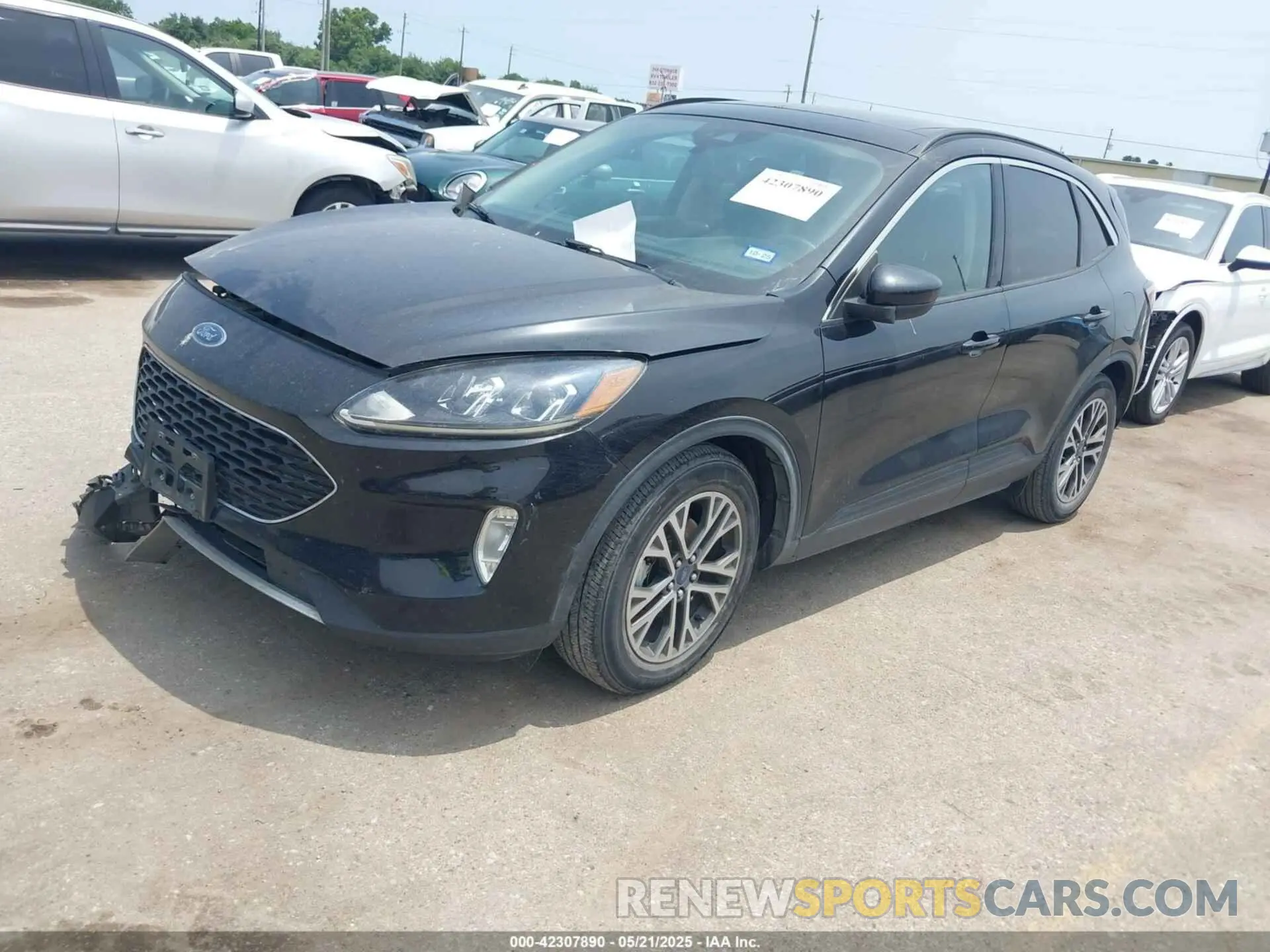 2 Фотография поврежденного автомобиля 1FMCU0H63LUA57506 FORD ESCAPE 2020