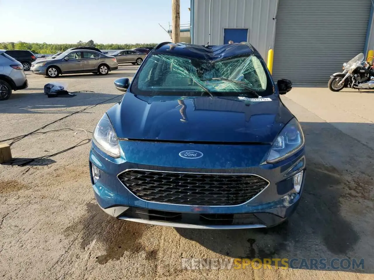 5 Photograph of a damaged car 1FMCU0H63LUB57606 FORD ESCAPE 2020