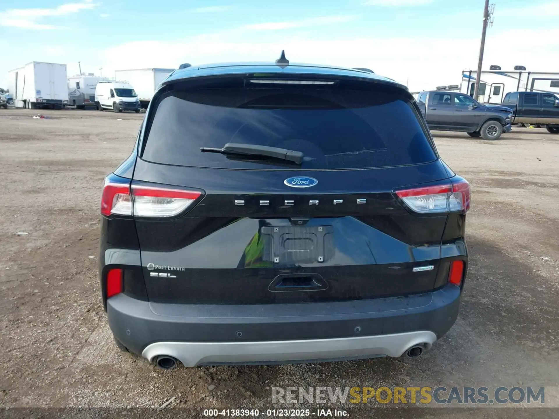 16 Photograph of a damaged car 1FMCU0H63LUB66192 FORD ESCAPE 2020
