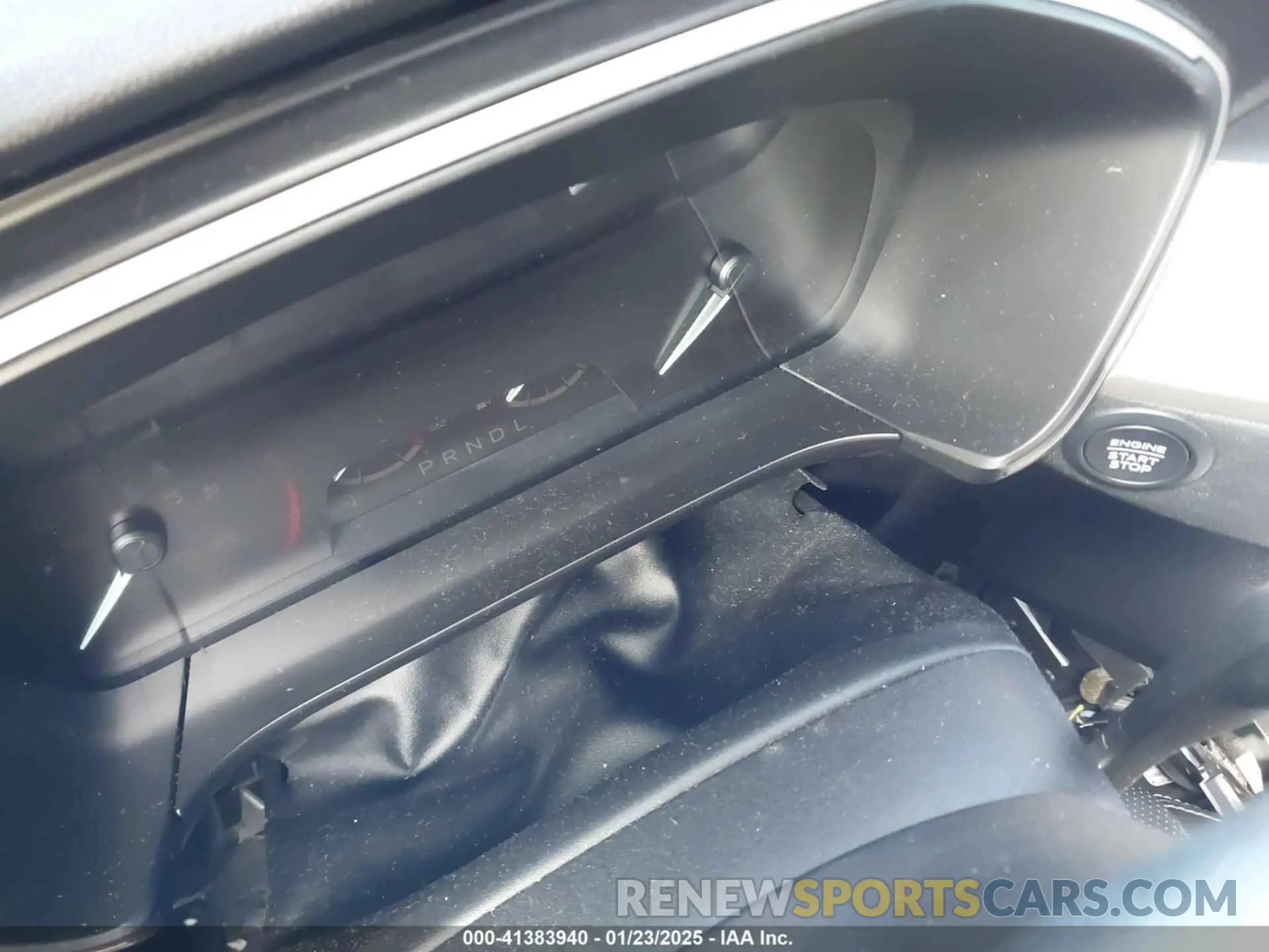 7 Photograph of a damaged car 1FMCU0H63LUB66192 FORD ESCAPE 2020