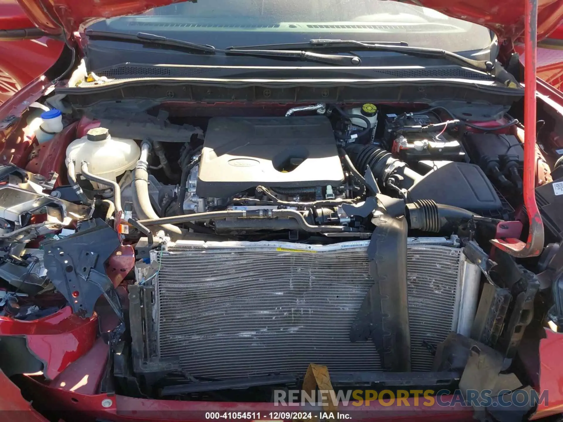 10 Photograph of a damaged car 1FMCU0H64LUA75786 FORD ESCAPE 2020