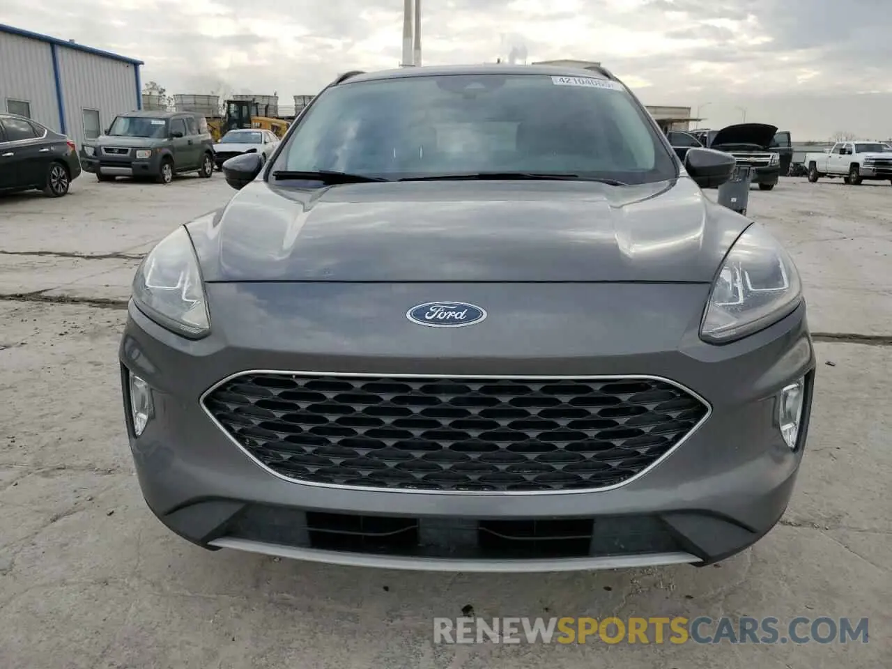 5 Photograph of a damaged car 1FMCU0H64LUB03120 FORD ESCAPE 2020