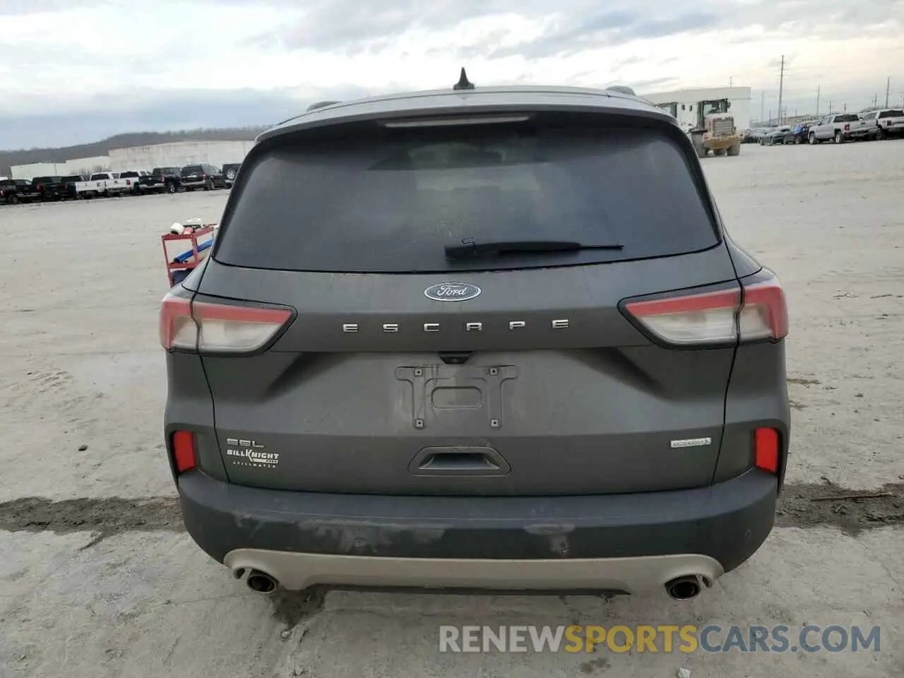 6 Photograph of a damaged car 1FMCU0H64LUB03120 FORD ESCAPE 2020