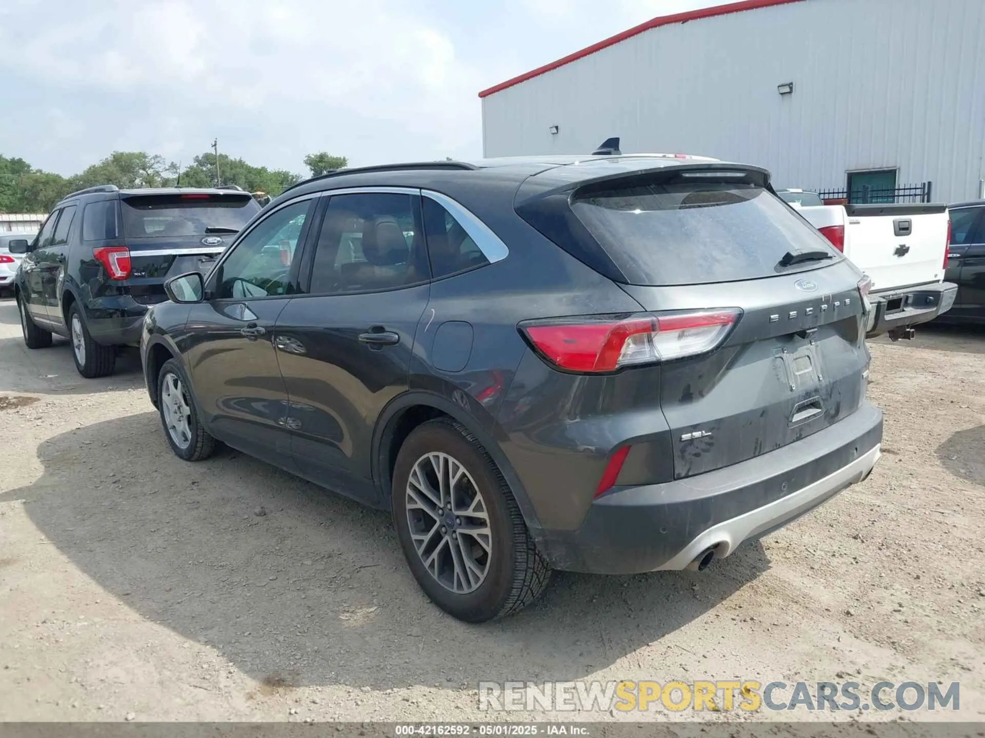 14 Photograph of a damaged car 1FMCU0H65LUA32736 FORD ESCAPE 2020