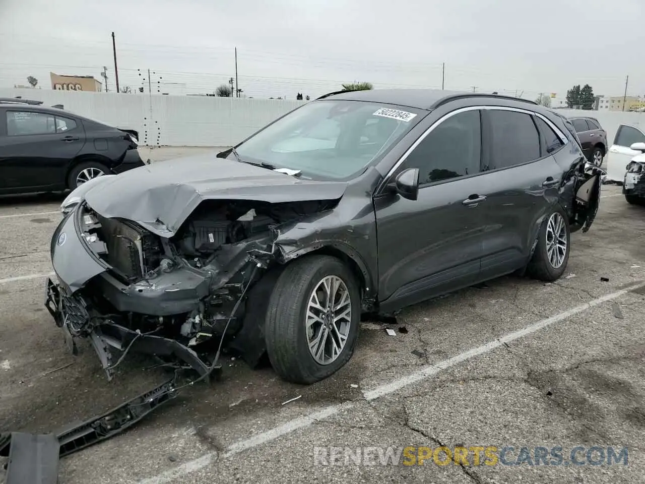 1 Photograph of a damaged car 1FMCU0H66LUB06018 FORD ESCAPE 2020