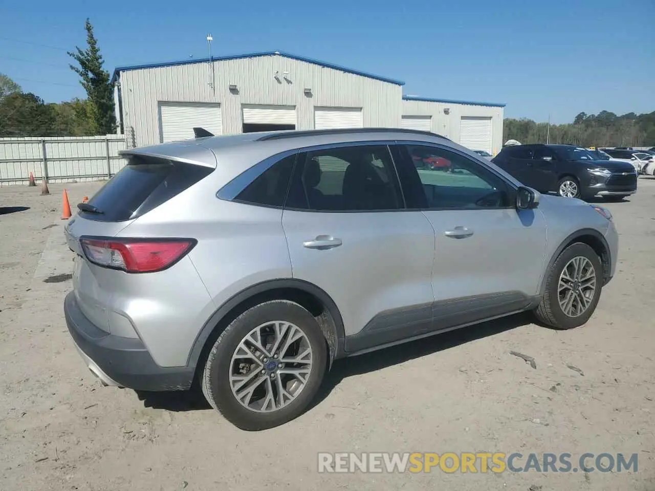 3 Photograph of a damaged car 1FMCU0H69LUA67750 FORD ESCAPE 2020