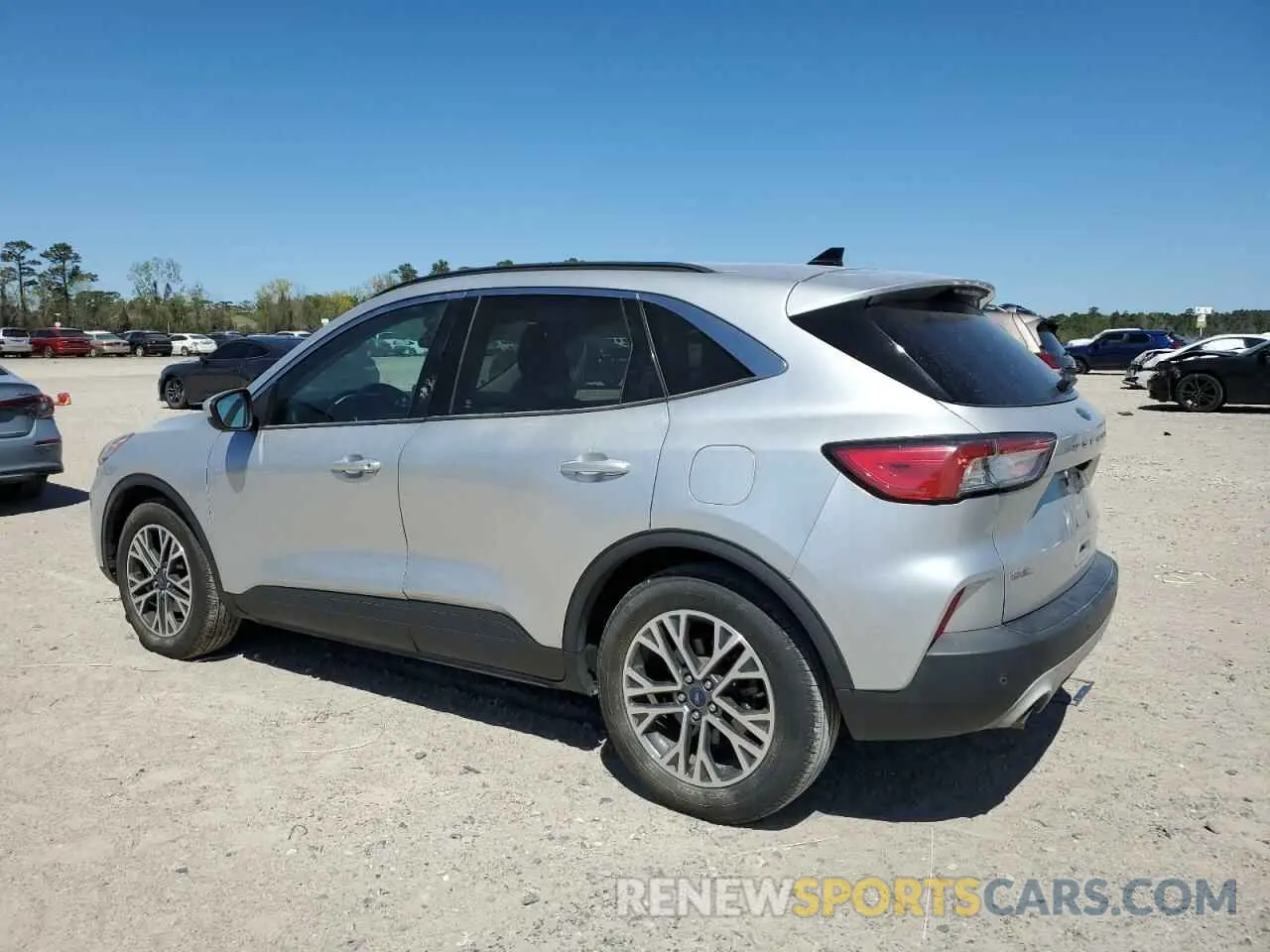 2 Photograph of a damaged car 1FMCU0H69LUA81034 FORD ESCAPE 2020