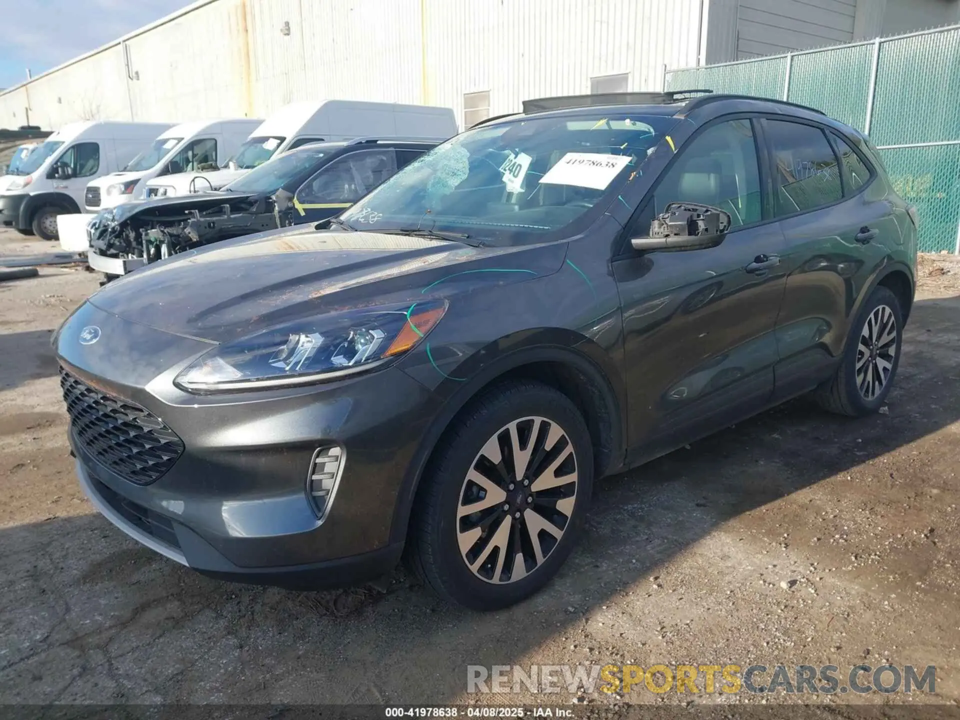 2 Photograph of a damaged car 1FMCU9BZ0LUB81689 FORD ESCAPE 2020