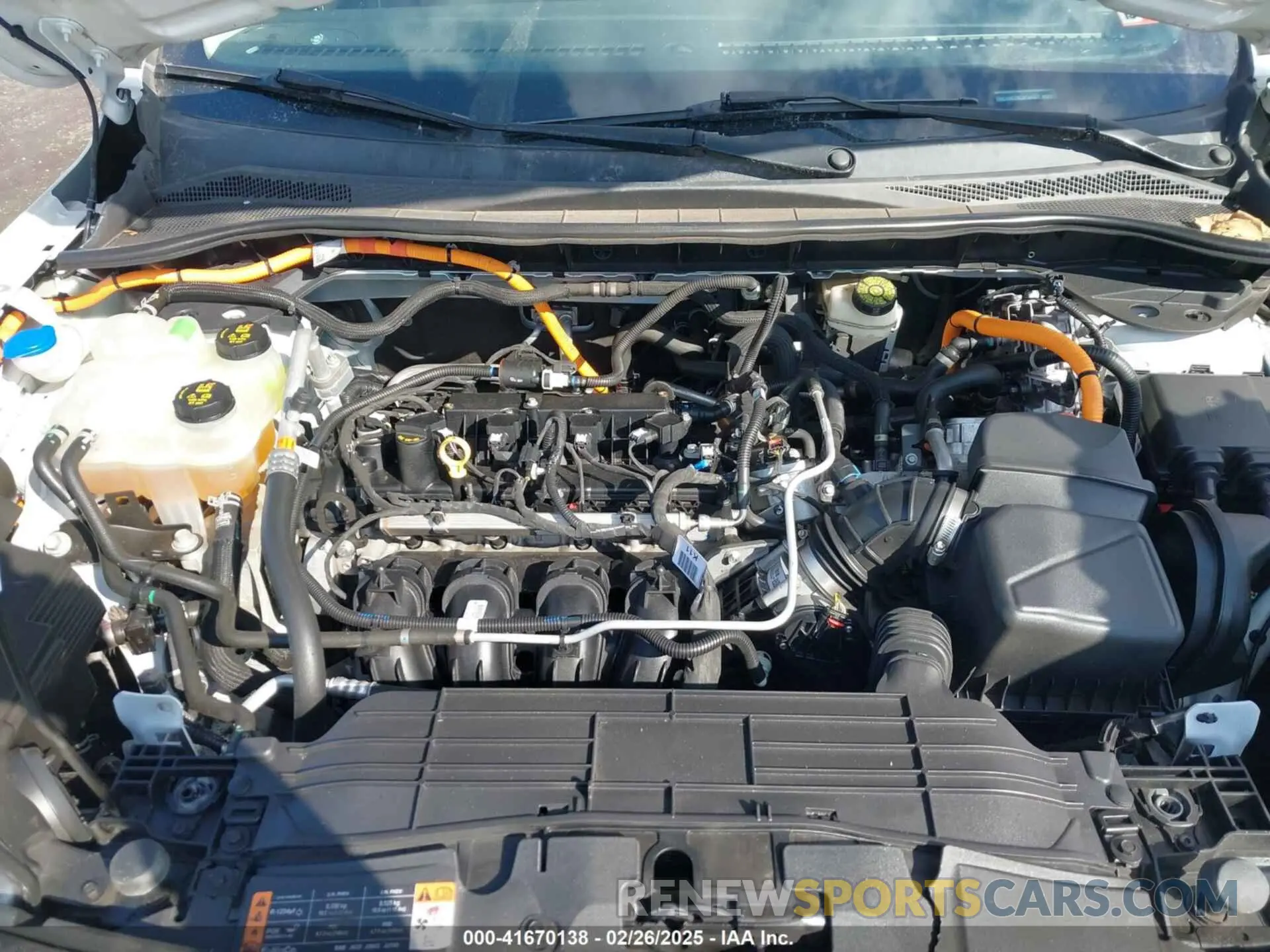 10 Фотография поврежденного автомобиля 1FMCU9BZ0LUC50557 FORD ESCAPE 2020
