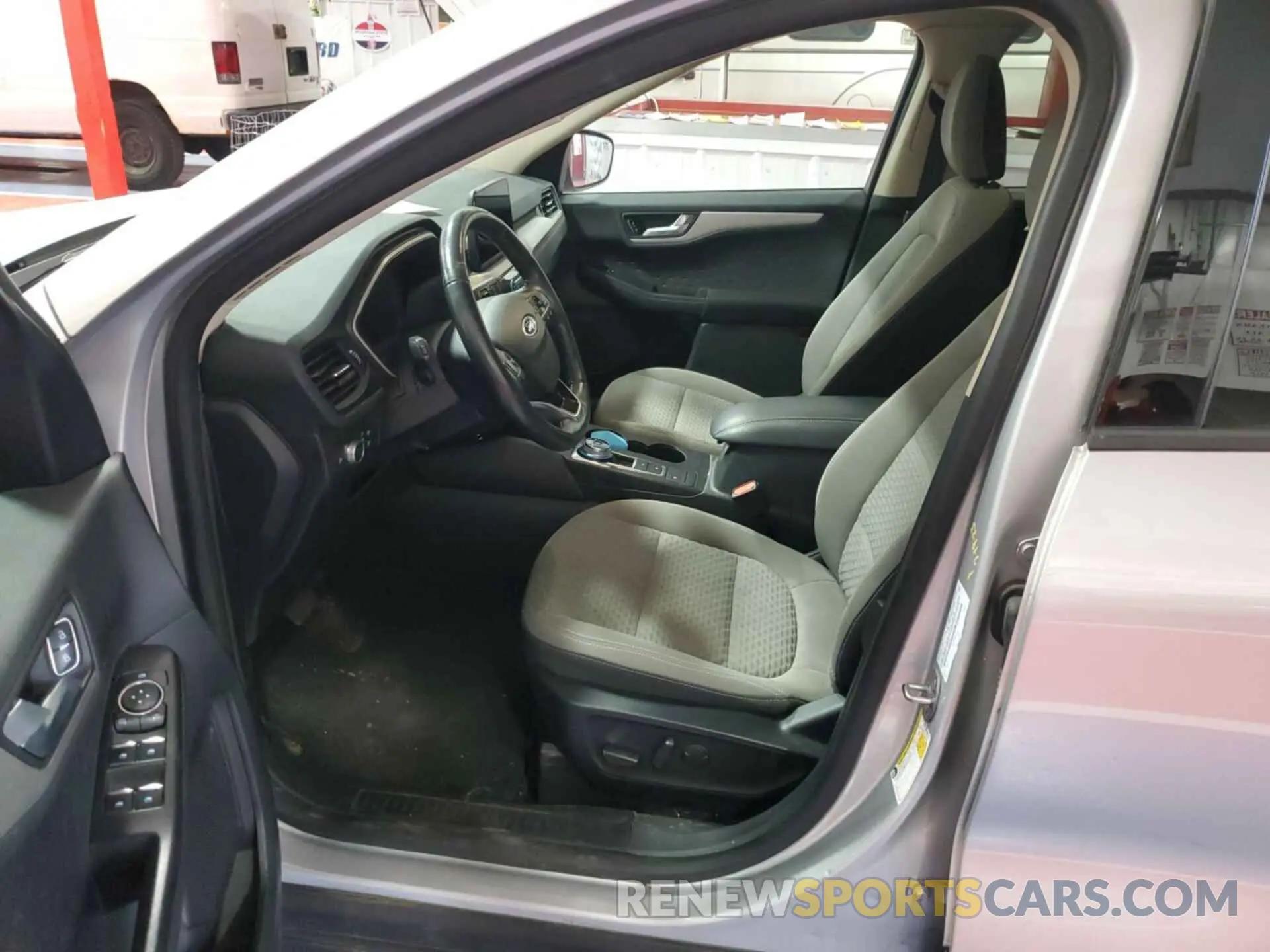 1 Photograph of a damaged car 1FMCU9BZ1LUC60949 FORD ESCAPE 2020