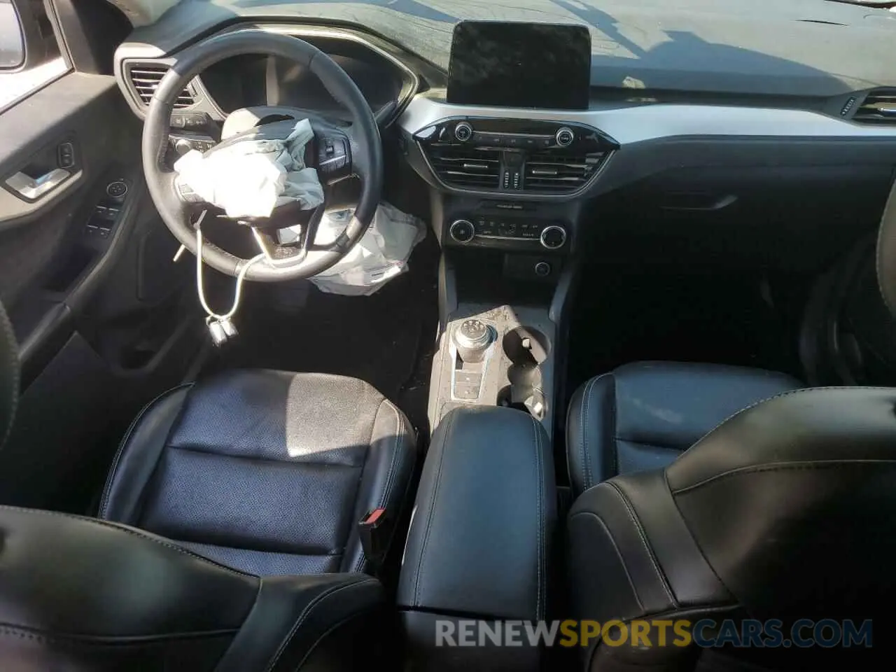 8 Photograph of a damaged car 1FMCU9BZ2LUA60131 FORD ESCAPE 2020