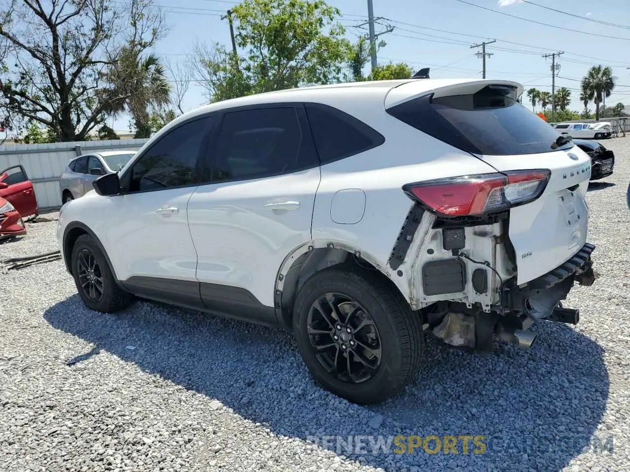 2 Photograph of a damaged car 1FMCU9BZ6LUA80558 FORD ESCAPE 2020
