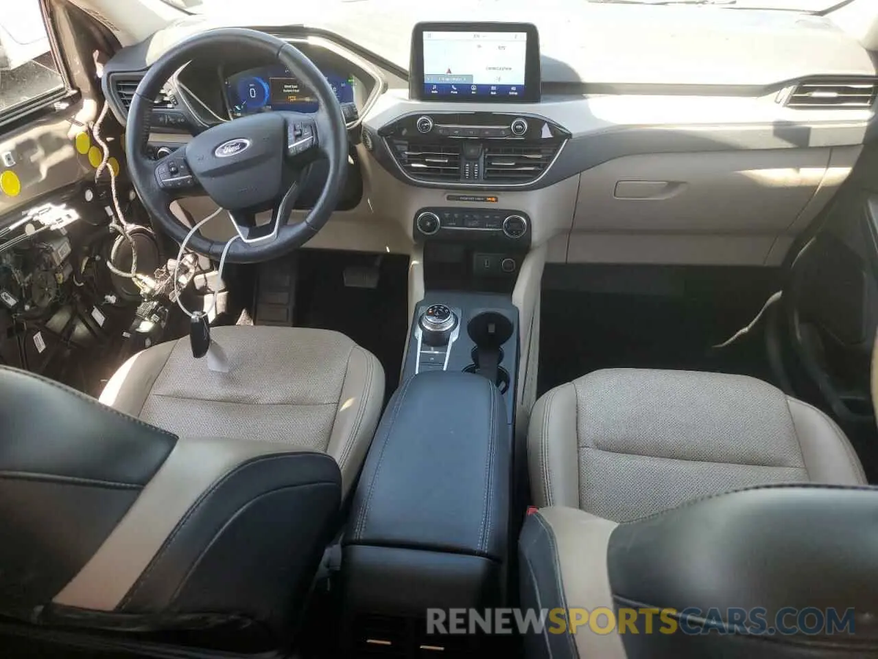 8 Фотография поврежденного автомобиля 1FMCU9BZ7LUB14362 FORD ESCAPE 2020