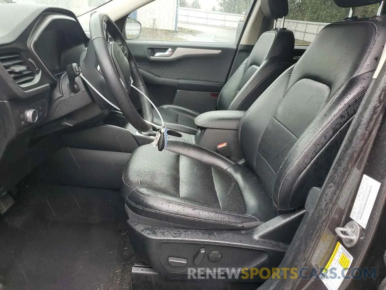 7 Photograph of a damaged car 1FMCU9BZ8LUB71282 FORD ESCAPE 2020