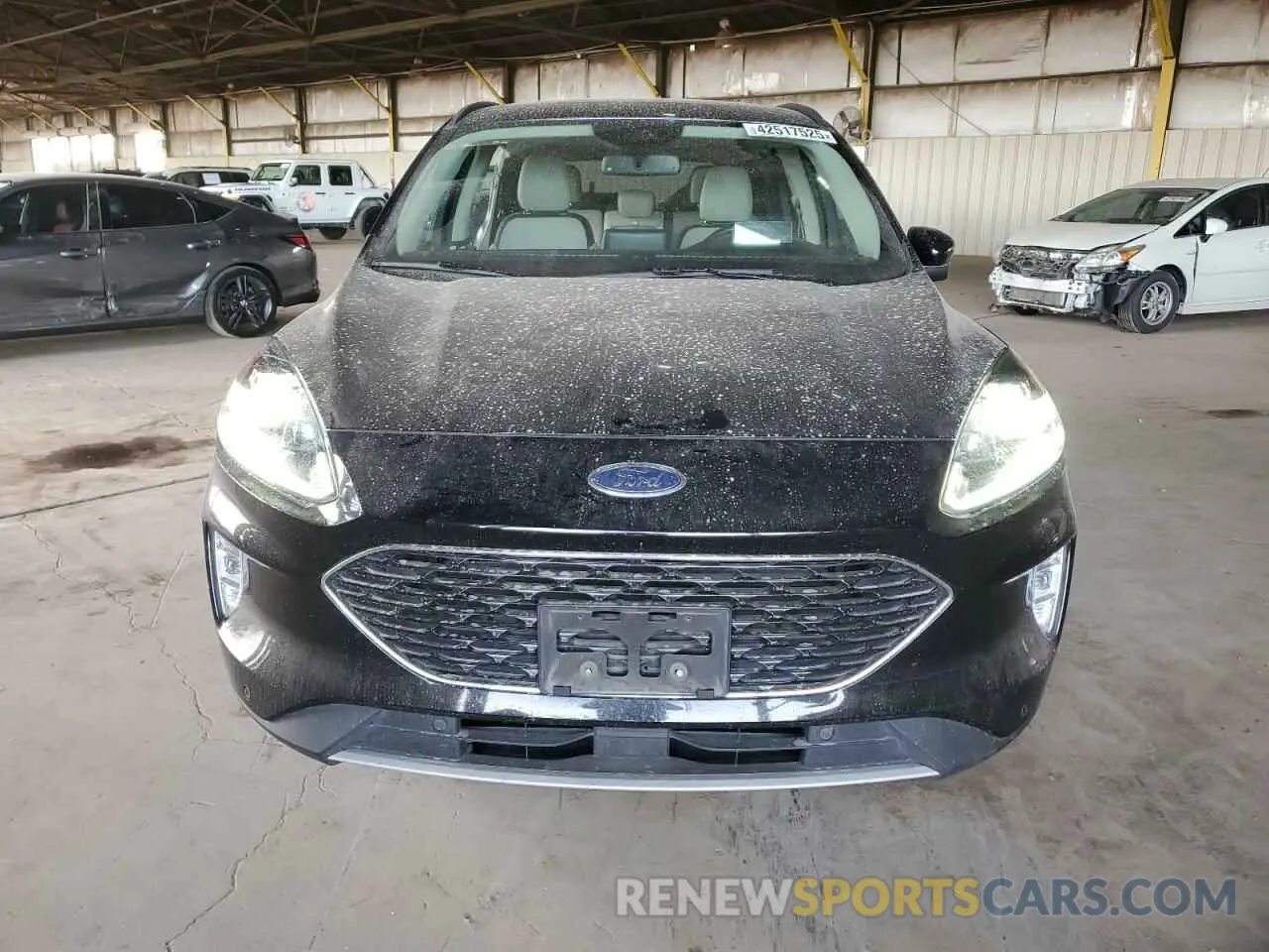 5 Photograph of a damaged car 1FMCU9DZ2LUB49050 FORD ESCAPE 2020