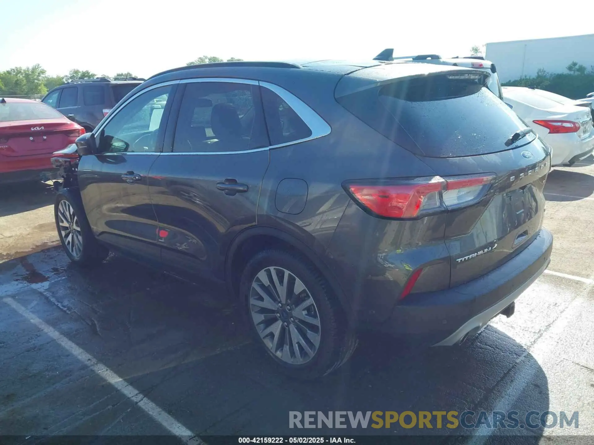 15 Photograph of a damaged car 1FMCU9DZ6LUB12874 FORD ESCAPE 2020