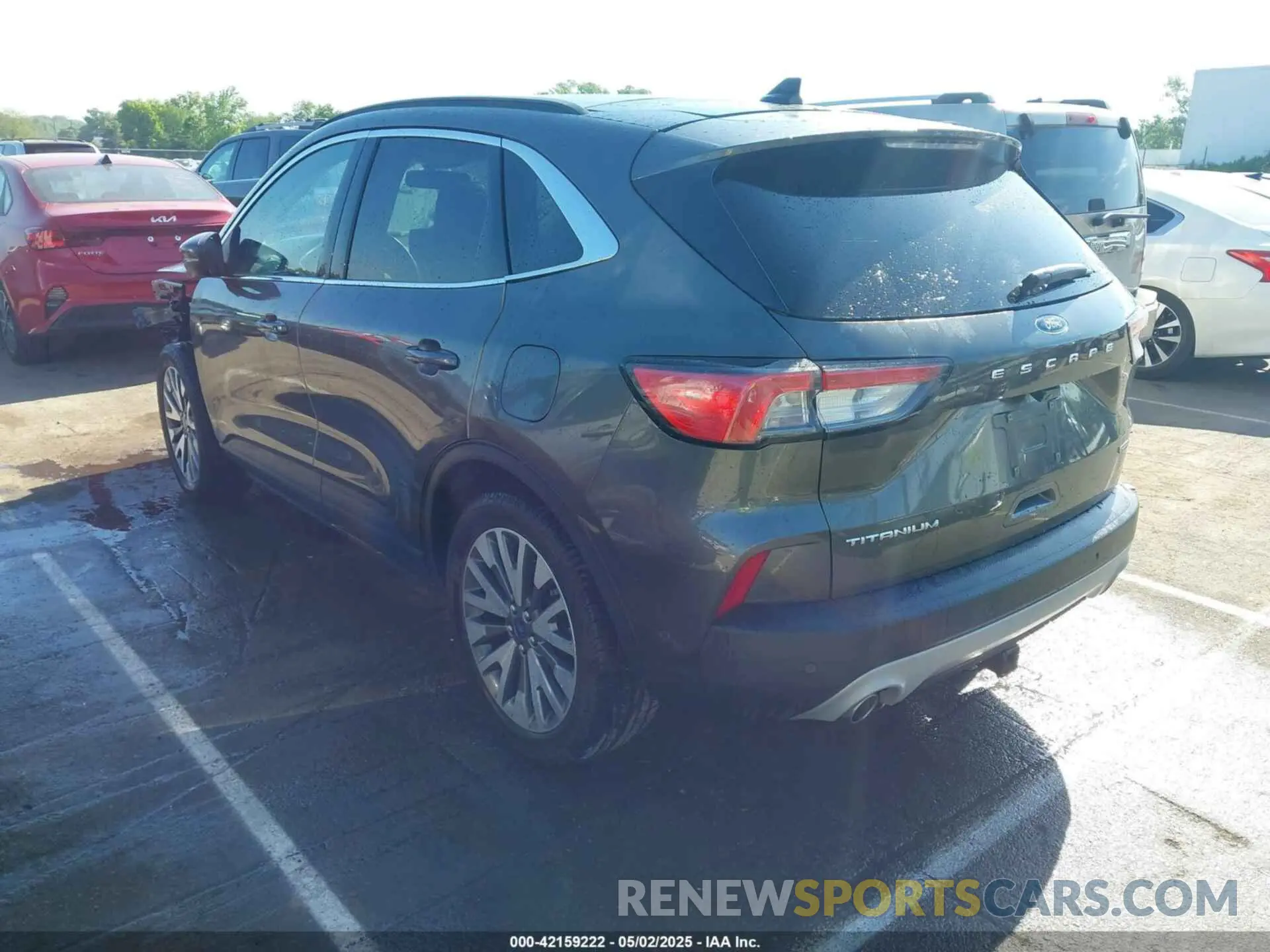 3 Photograph of a damaged car 1FMCU9DZ6LUB12874 FORD ESCAPE 2020