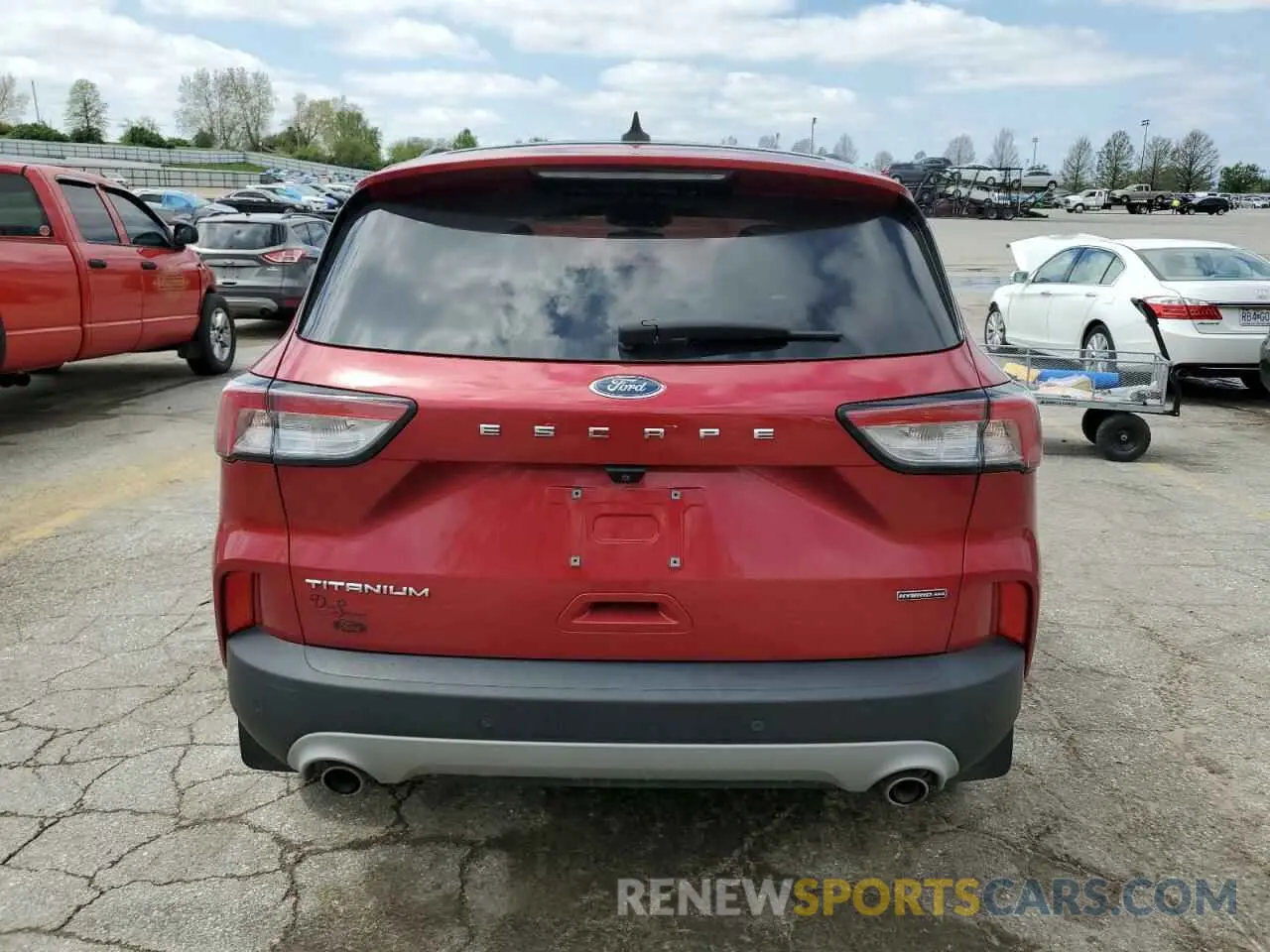 6 Photograph of a damaged car 1FMCU9DZXLUC29745 FORD ESCAPE 2020