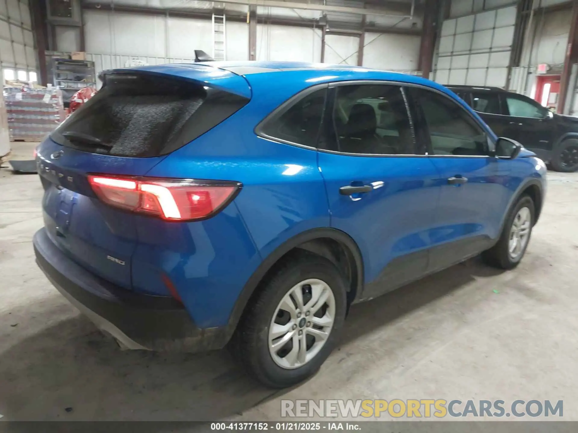 4 Photograph of a damaged car 1FMCU9F66LUC68108 FORD ESCAPE 2020