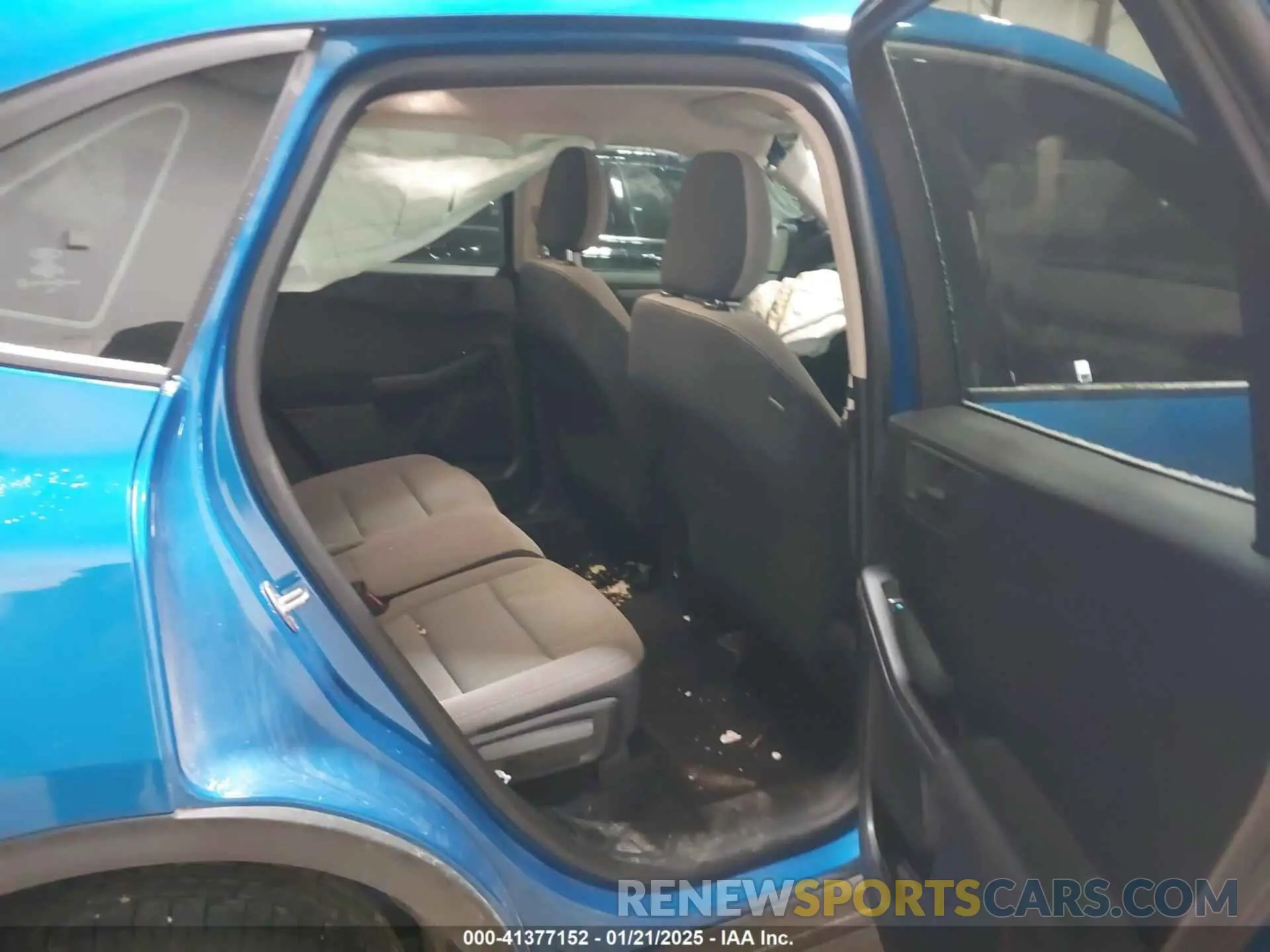 8 Photograph of a damaged car 1FMCU9F66LUC68108 FORD ESCAPE 2020