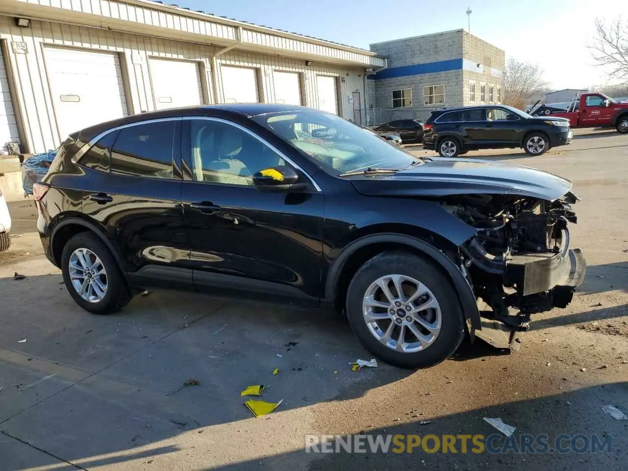 4 Photograph of a damaged car 1FMCU9G60LUA73491 FORD ESCAPE 2020