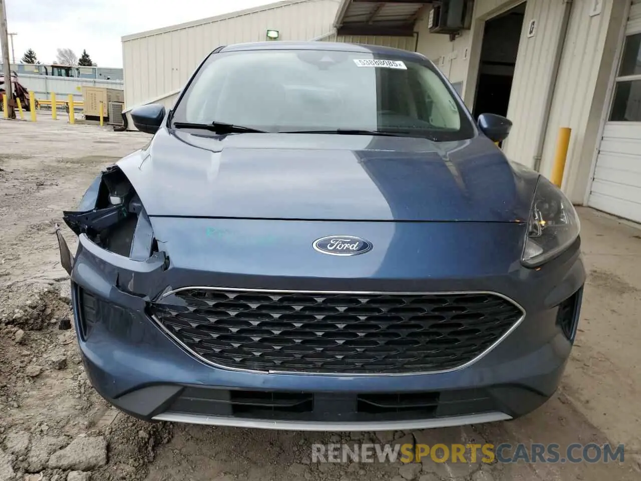 5 Photograph of a damaged car 1FMCU9G60LUC12468 FORD ESCAPE 2020