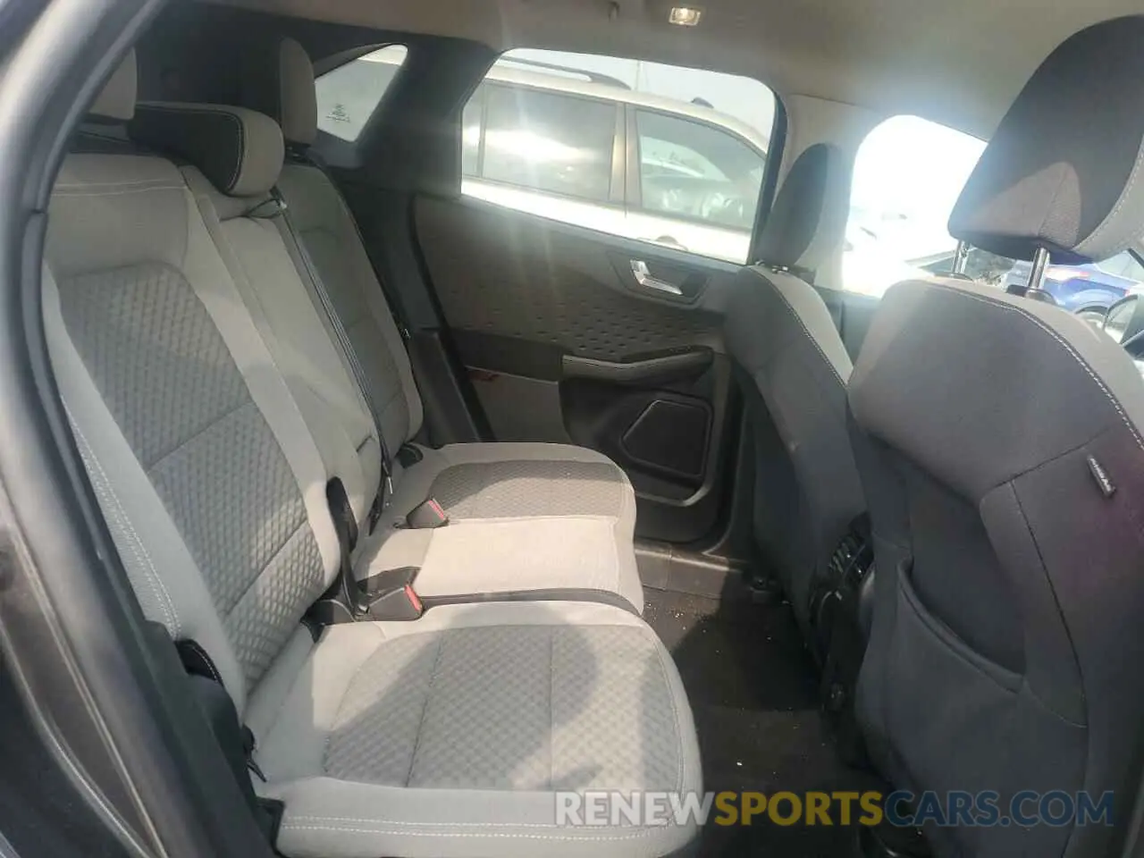 11 Фотография поврежденного автомобиля 1FMCU9G61LUA53220 FORD ESCAPE 2020
