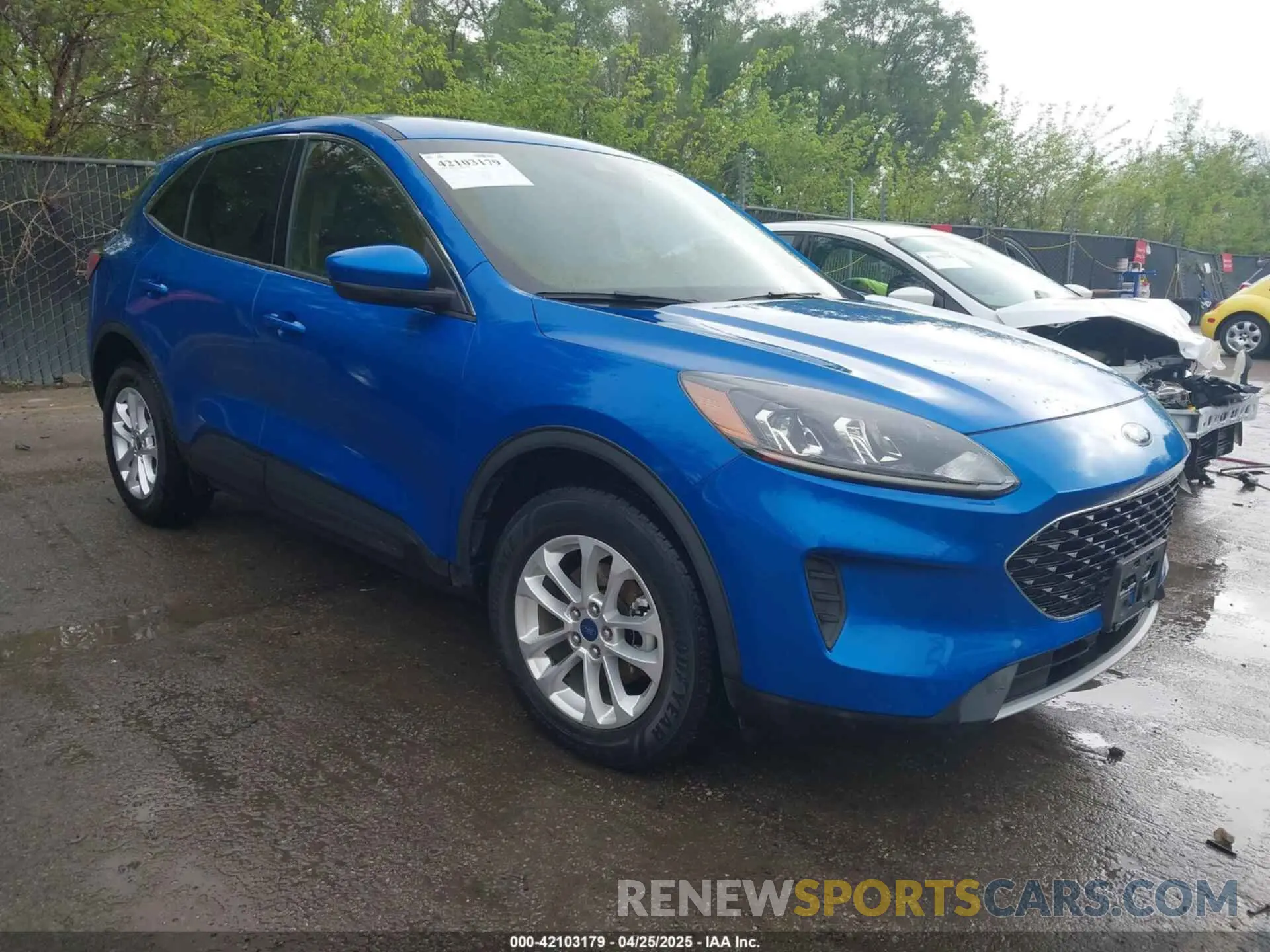 1 Фотография поврежденного автомобиля 1FMCU9G61LUC05576 FORD ESCAPE 2020