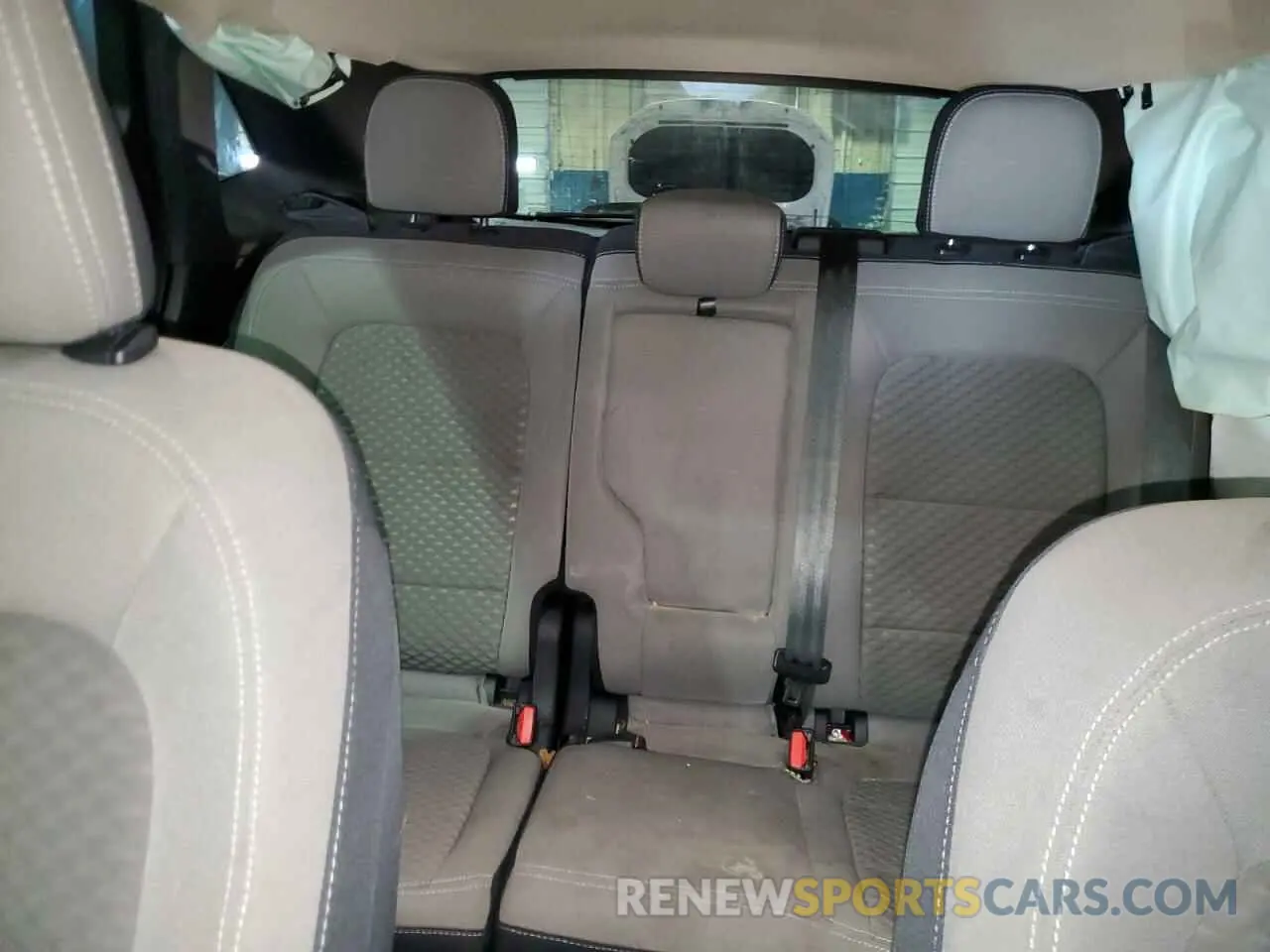 10 Фотография поврежденного автомобиля 1FMCU9G61LUC30476 FORD ESCAPE 2020