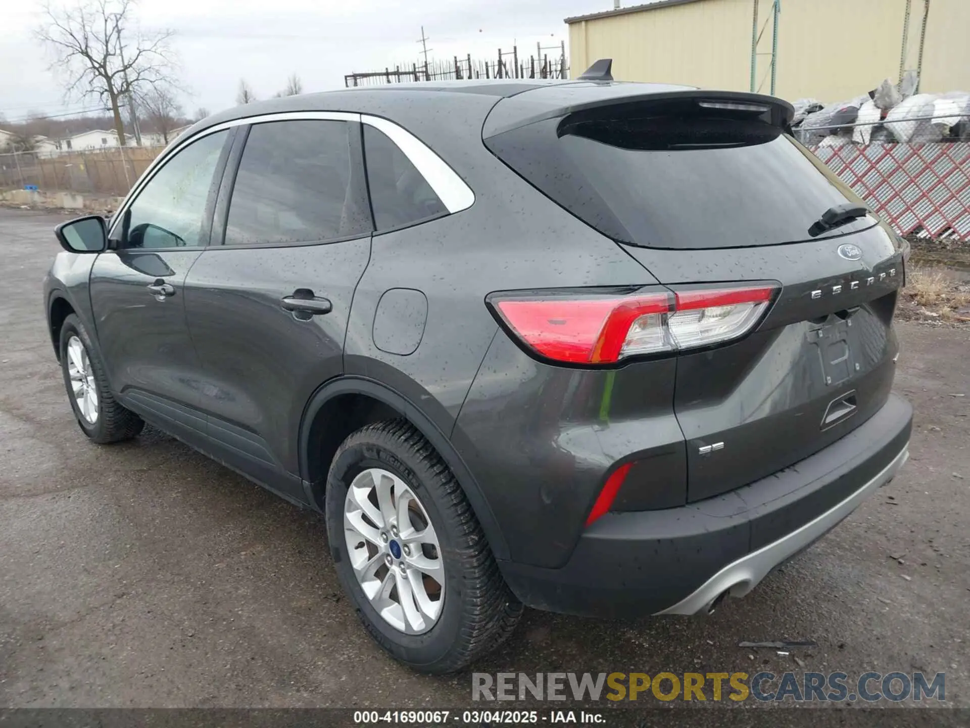 3 Photograph of a damaged car 1FMCU9G61LUC34110 FORD ESCAPE 2020