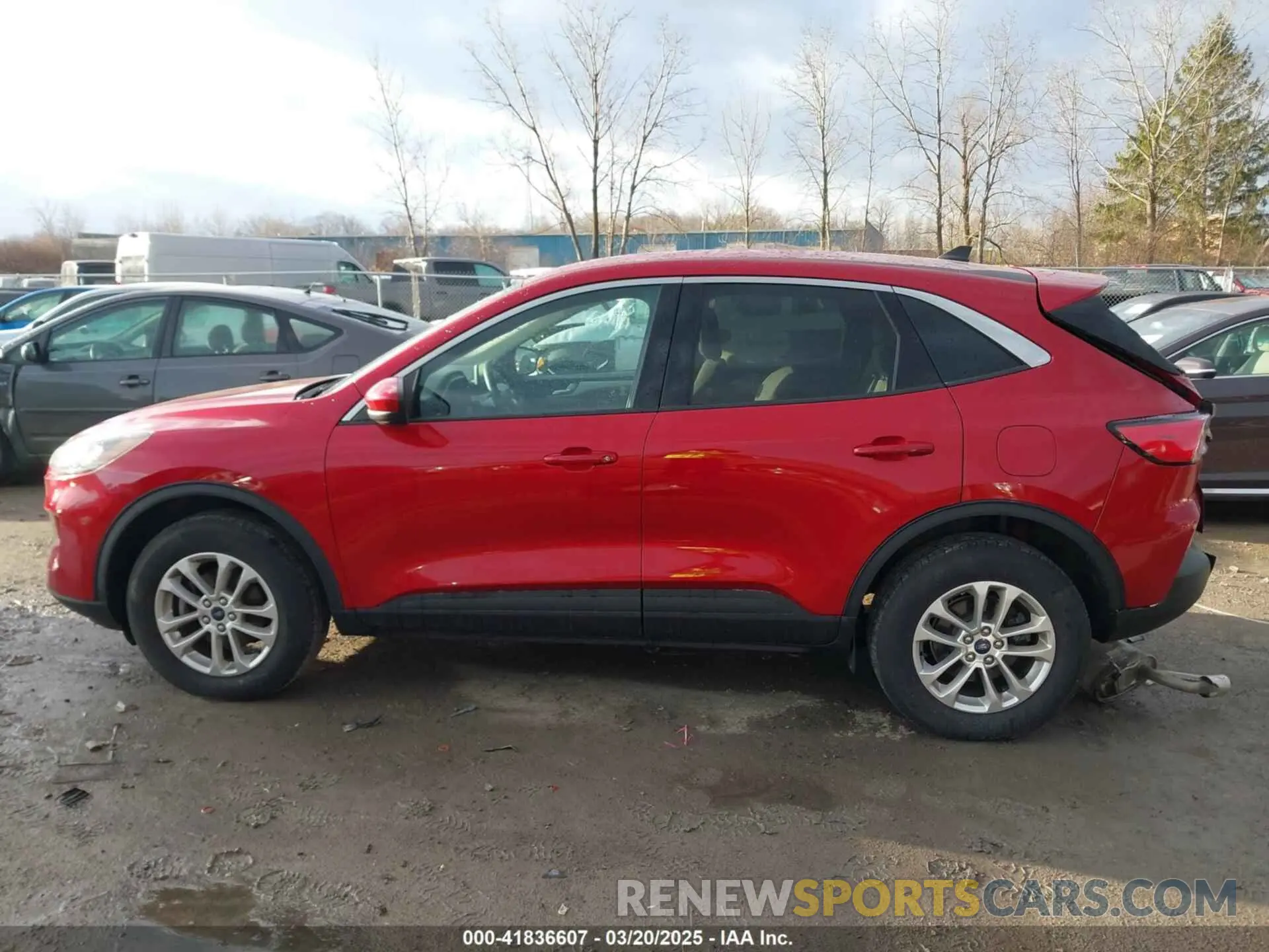14 Photograph of a damaged car 1FMCU9G61LUC63140 FORD ESCAPE 2020