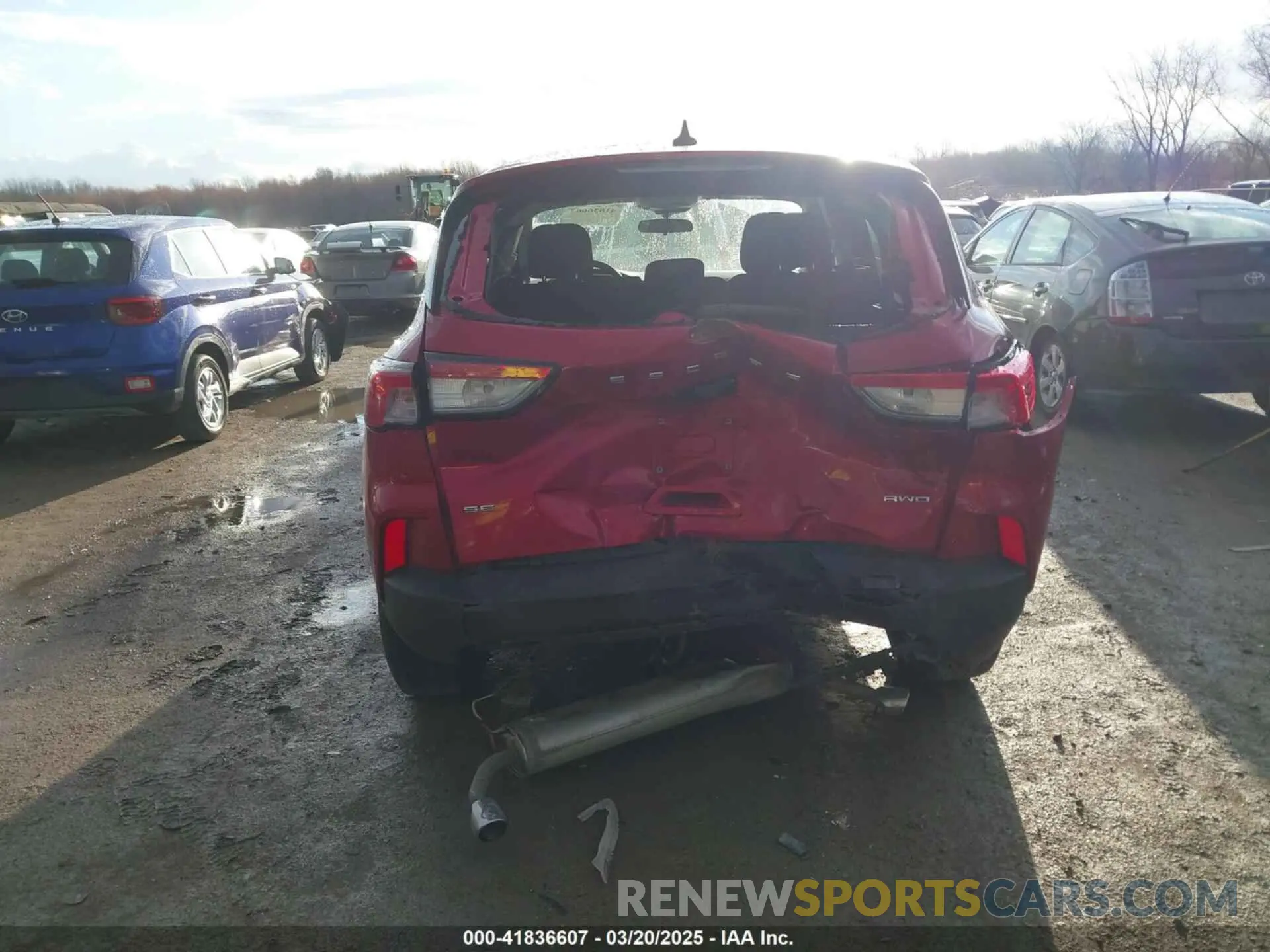 16 Photograph of a damaged car 1FMCU9G61LUC63140 FORD ESCAPE 2020