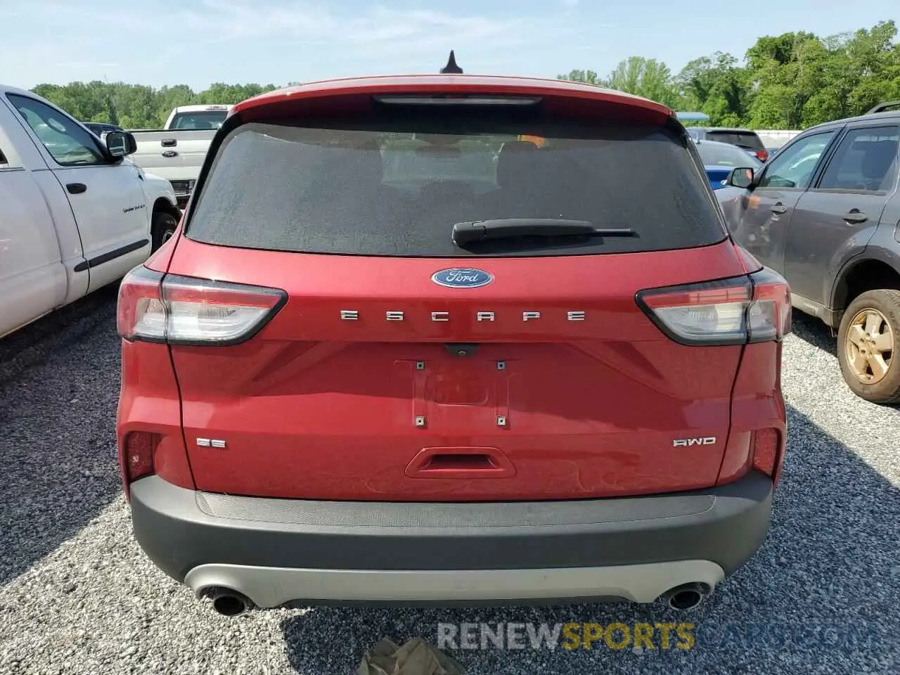 6 Photograph of a damaged car 1FMCU9G61LUC70671 FORD ESCAPE 2020