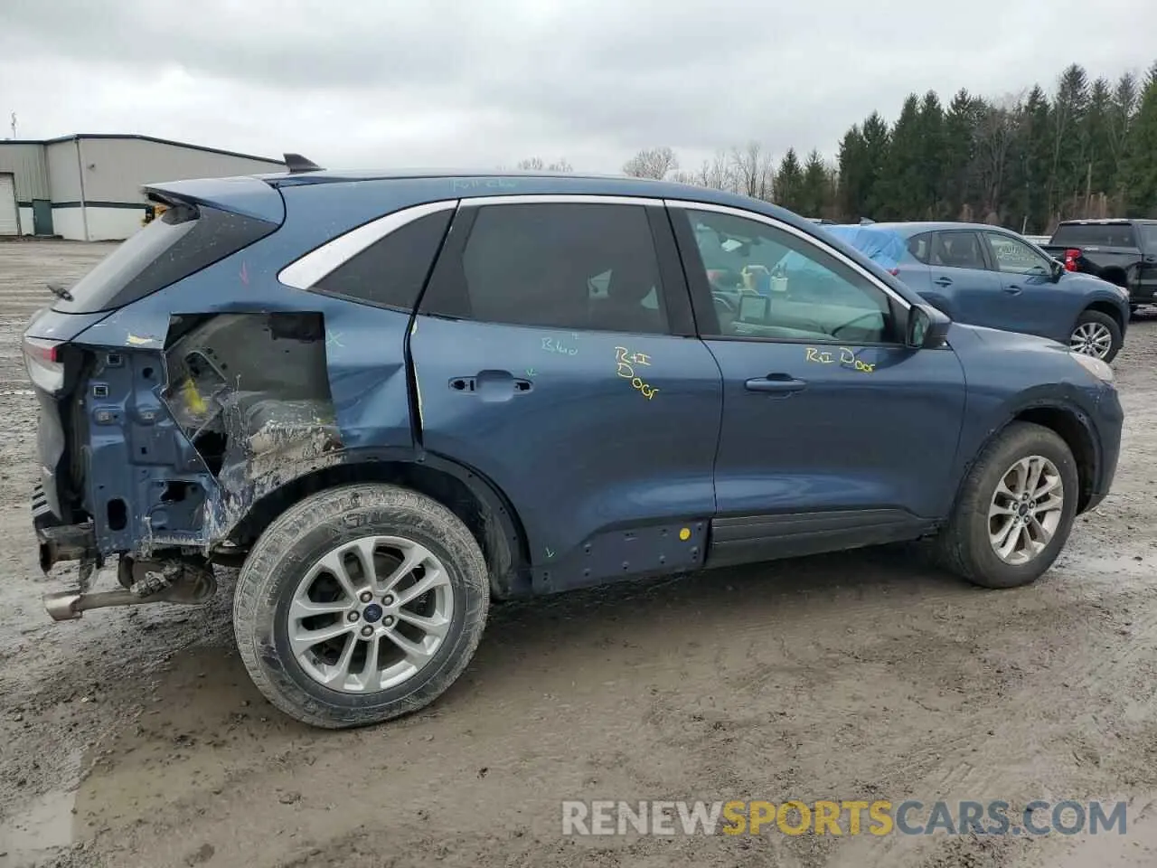 3 Photograph of a damaged car 1FMCU9G62LUB61362 FORD ESCAPE 2020