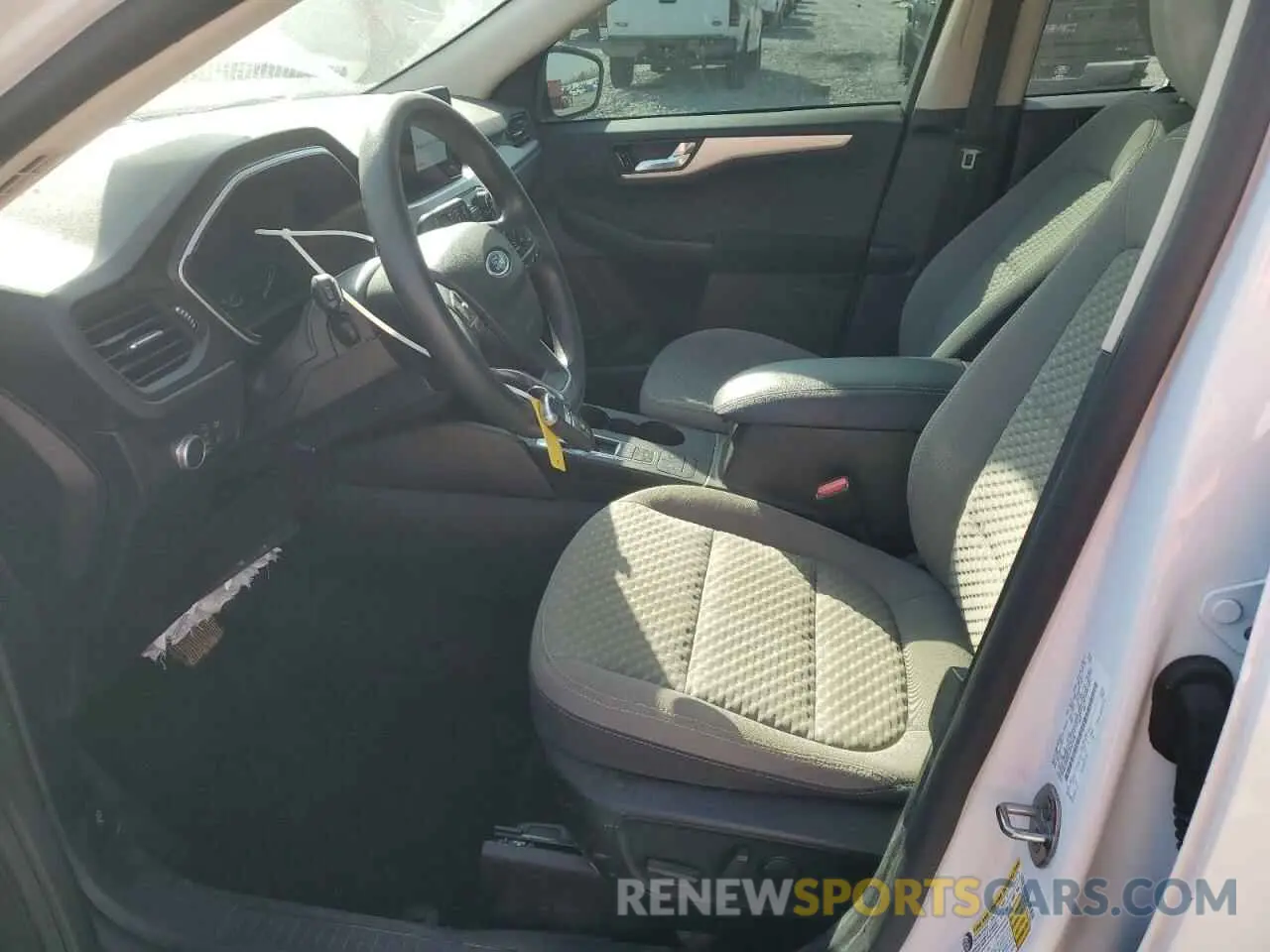 7 Photograph of a damaged car 1FMCU9G63LUA01099 FORD ESCAPE 2020